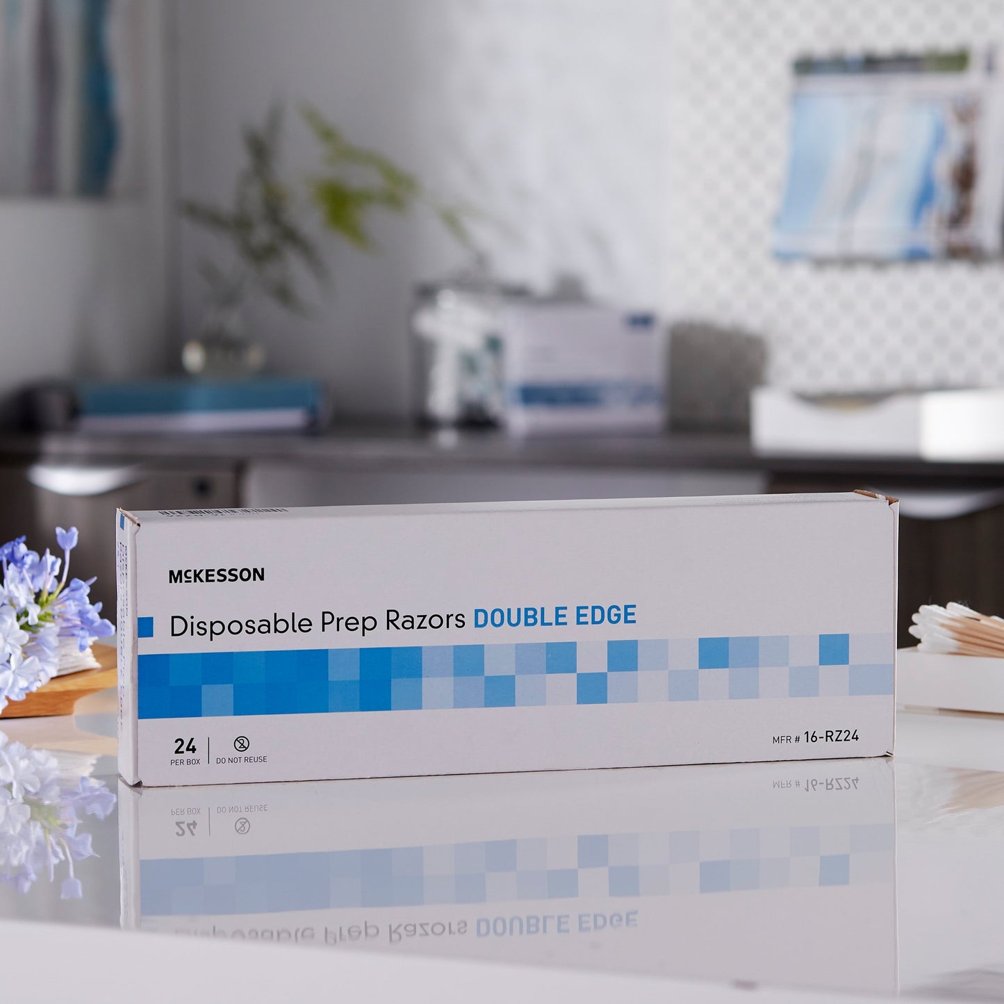 McKesson Surgical Prep Razor Double Edge Single Blade NonSterile Disposable (474851_BX)