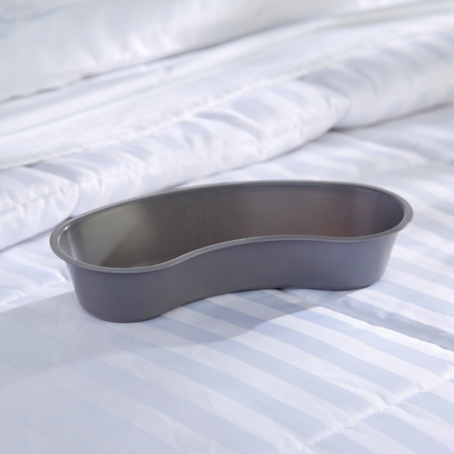 McKesson Emesis Basin Graphite 20 oz. Plastic Single Patient Use (1028128_CS)