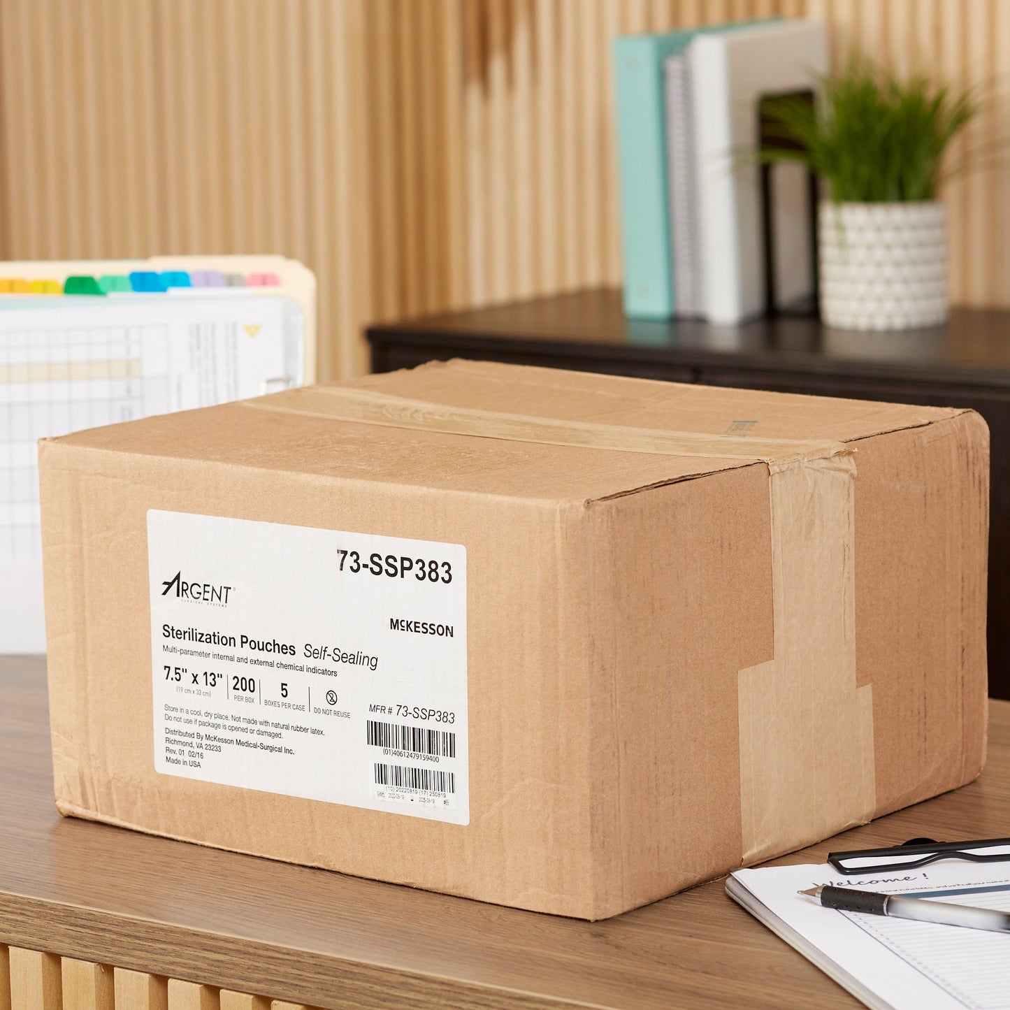 McKesson Argent™ Sure-Check® Sterilization Pouch Ethylene Oxide (EO) Gas / Steam 7-1/2 X 13 Inch Transparent / Blue Self Seal Paper / Film (524881_BX)