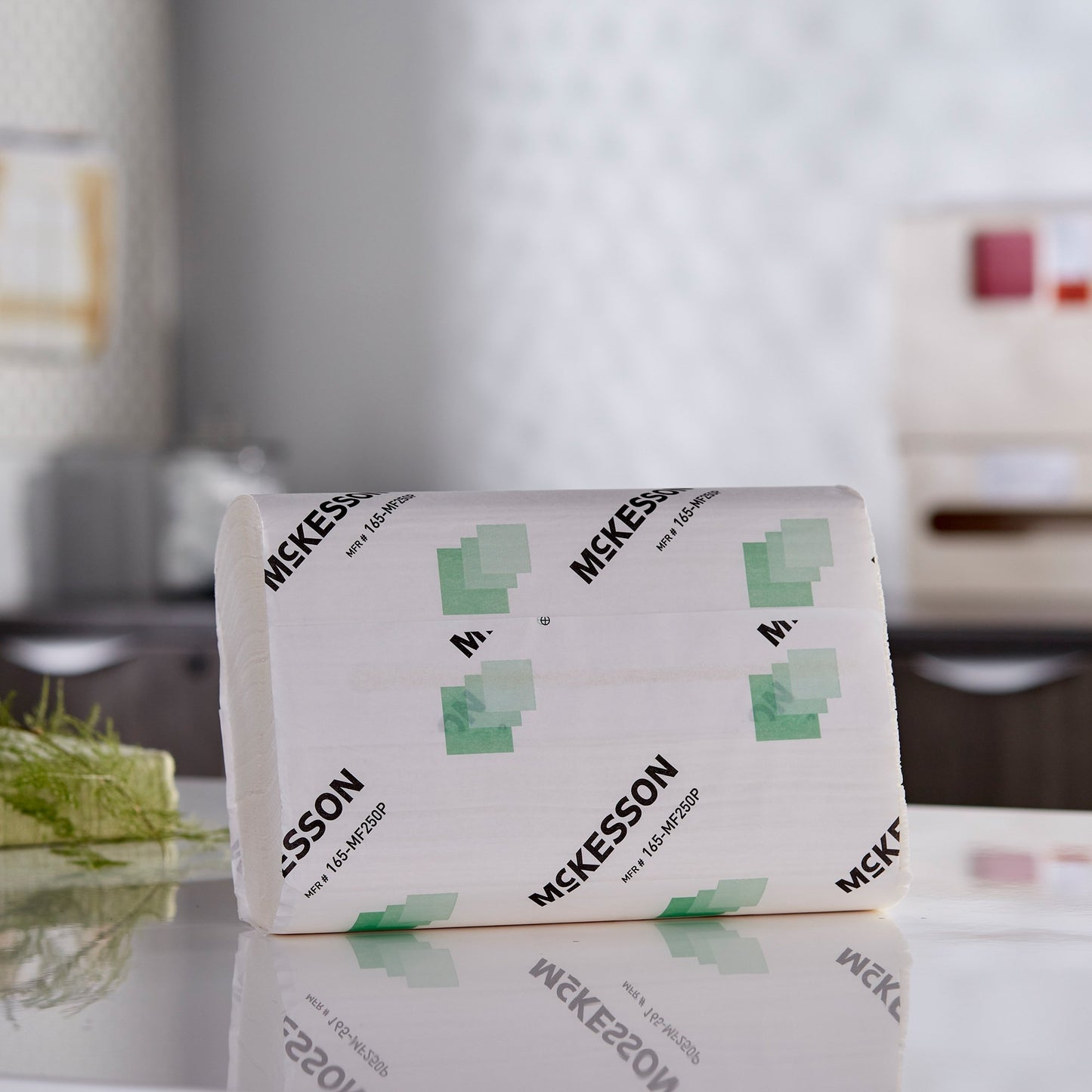 McKesson Premium Paper Towel Multi-Fold 9 X 9-9/20 Inch (1040599_CS)