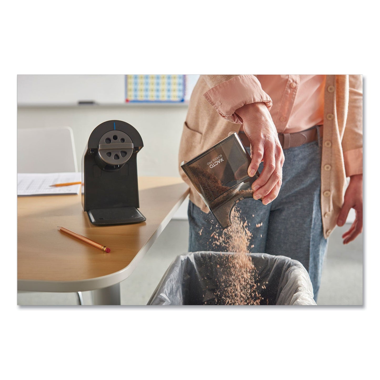 x-acto-school-pro-classroom-electric-pencil-sharpener-num-epi1670x_6