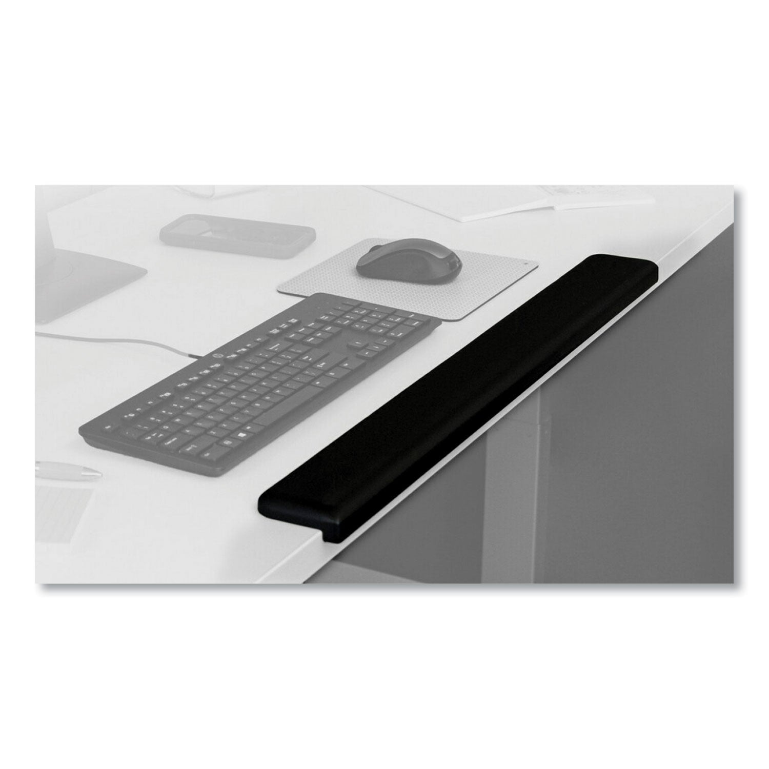 3m-gel-wrist-rest-for-standing-desks-num-mmmwr200b_1