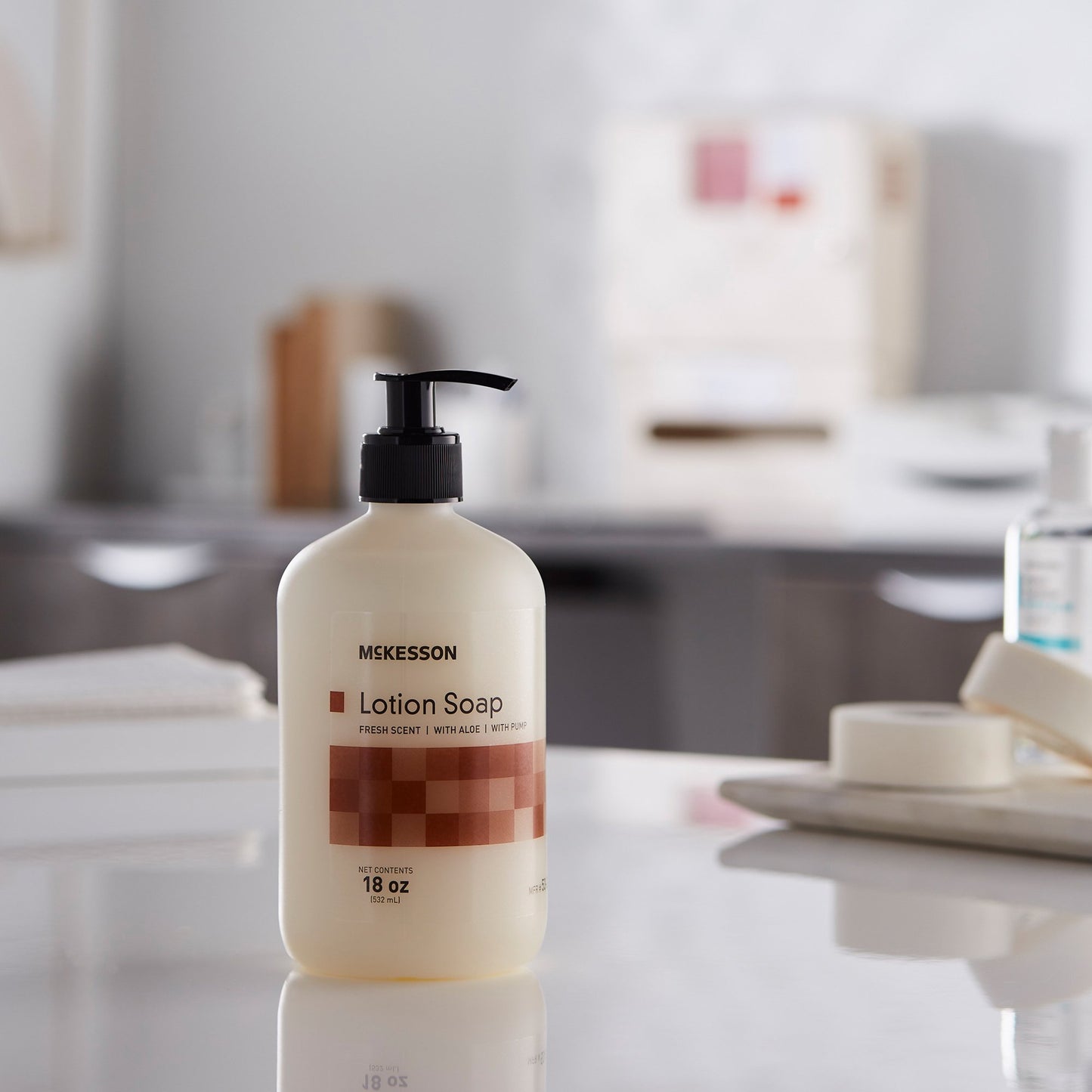 McKesson Soap Lotion 18 oz. Pump Bottle Fresh Scent (937909_CS)