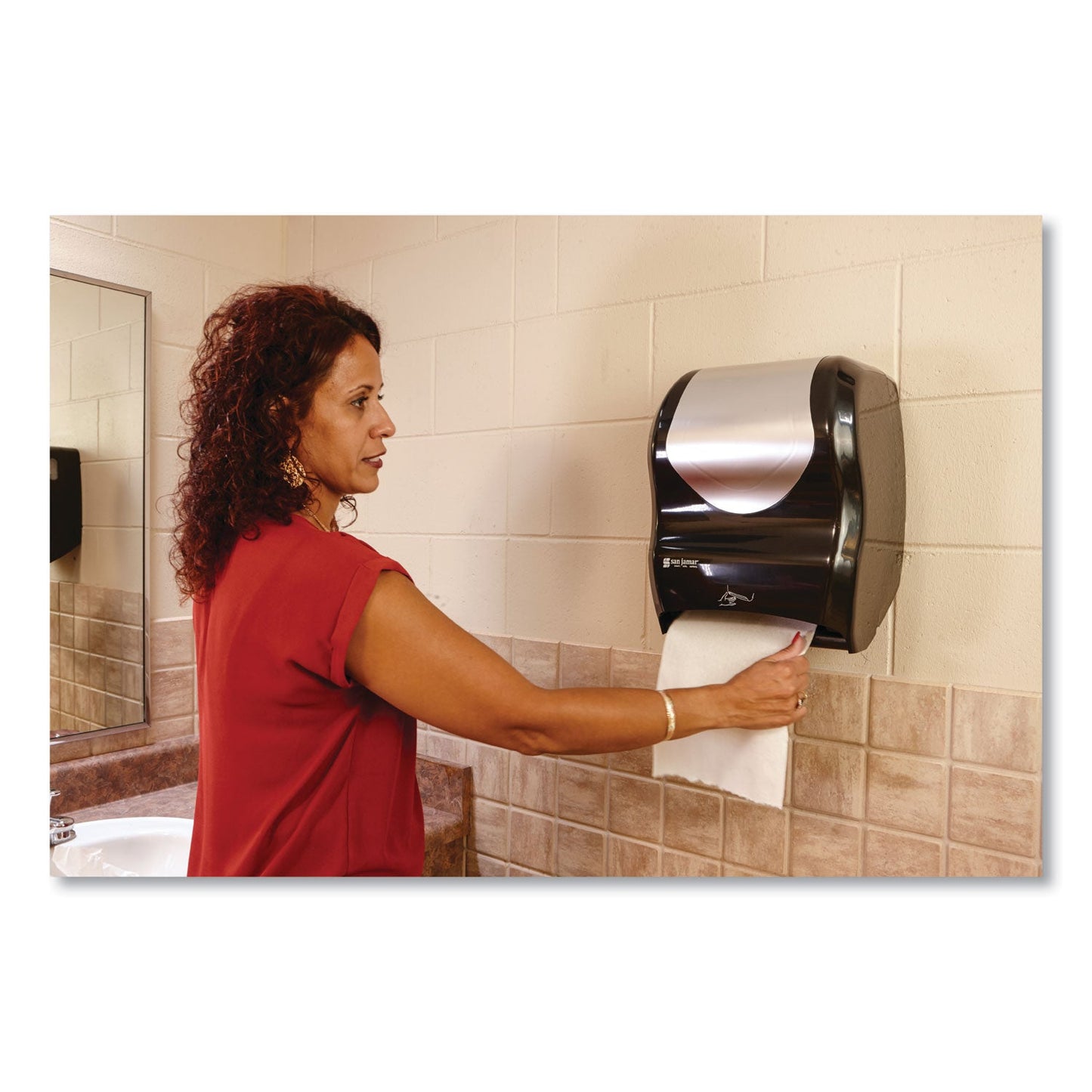san-jamar-smart-system-with-iq-sensor-towel-dispenser-num-sjmt1470bkss_5
