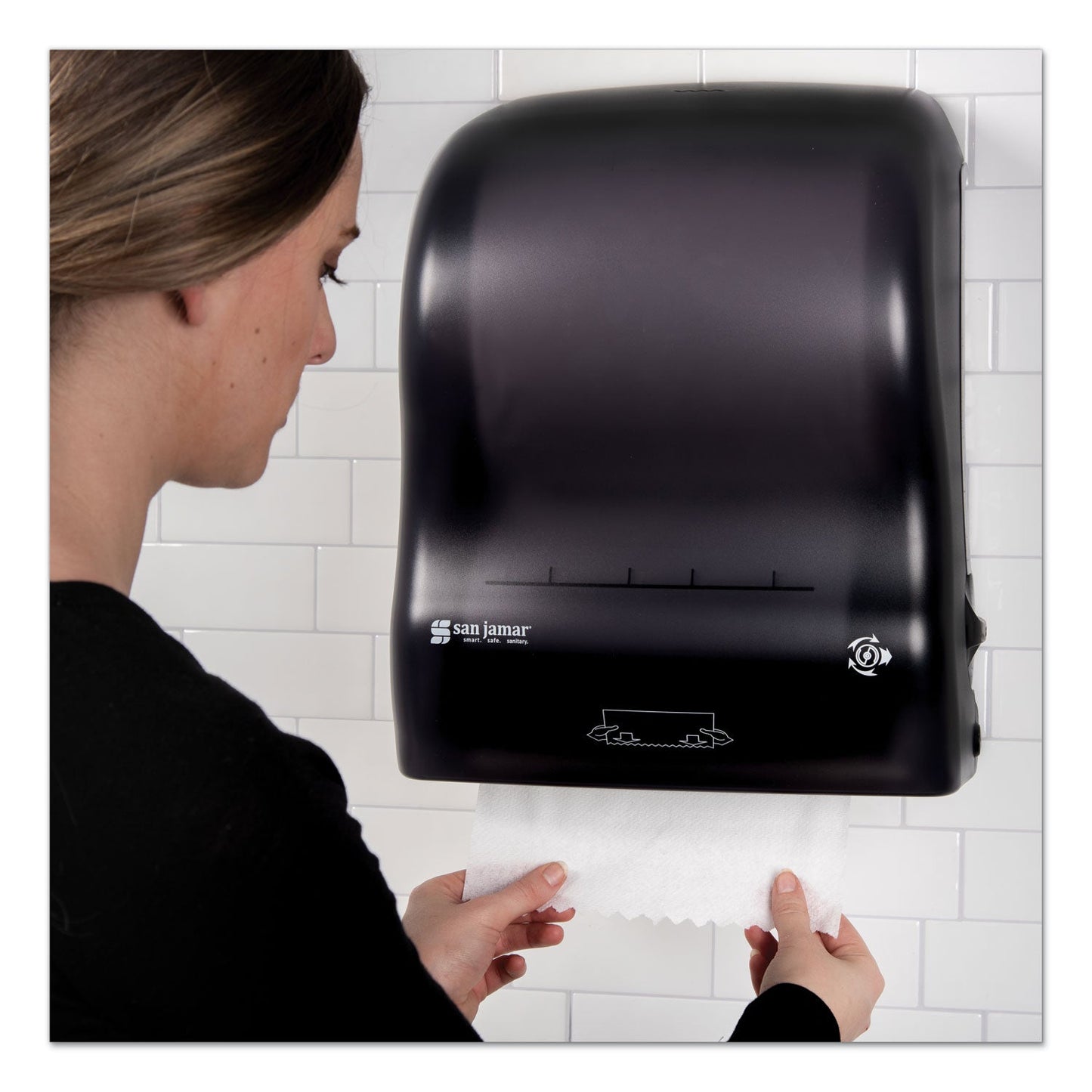 san-jamar-simplicity-mechanical-roll-towel-dispenser-num-sjmt7400tbk_6