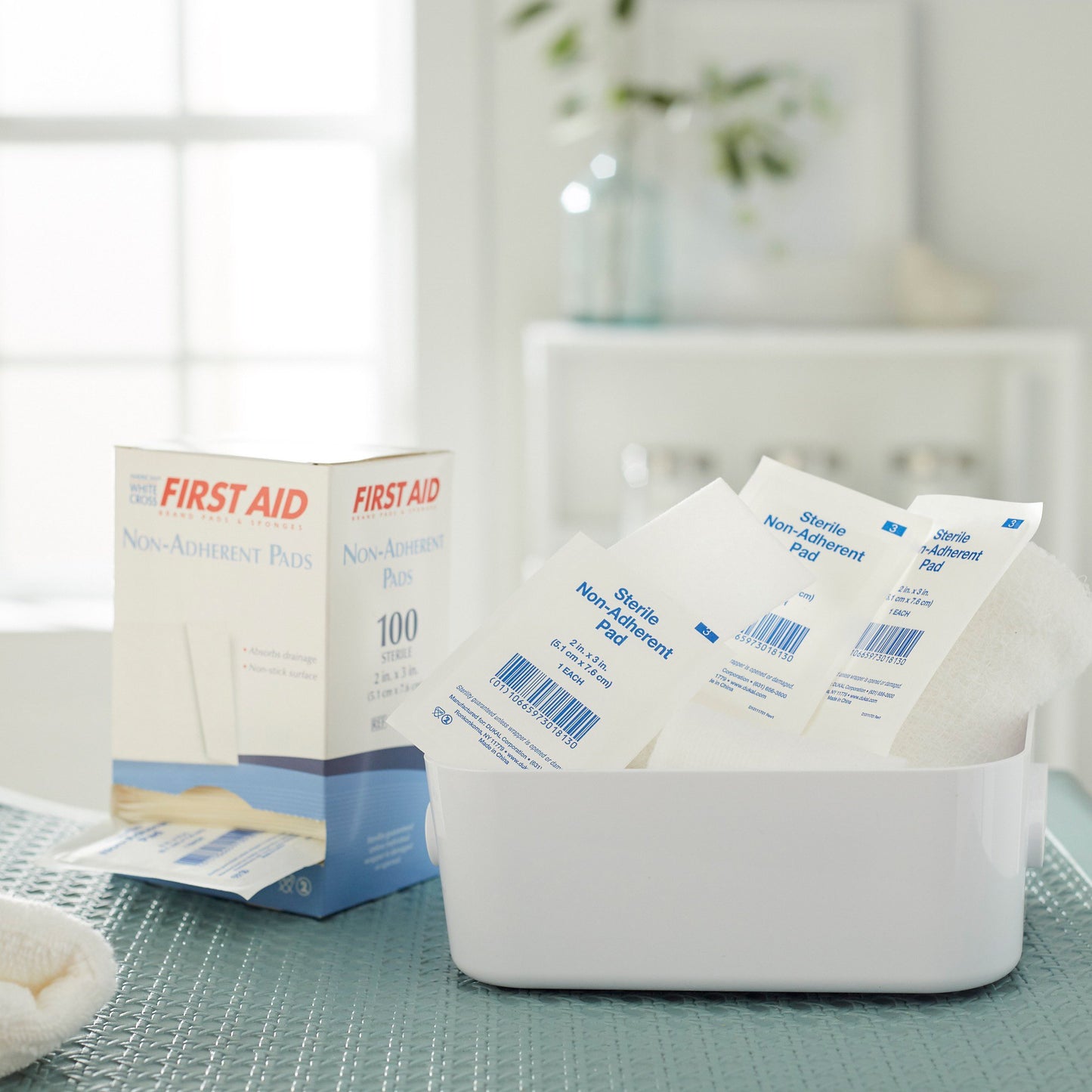 American White Cross Non-Adherent Dressing 2 X 3 Inch Sterile 1 per Pack (126982_BX)