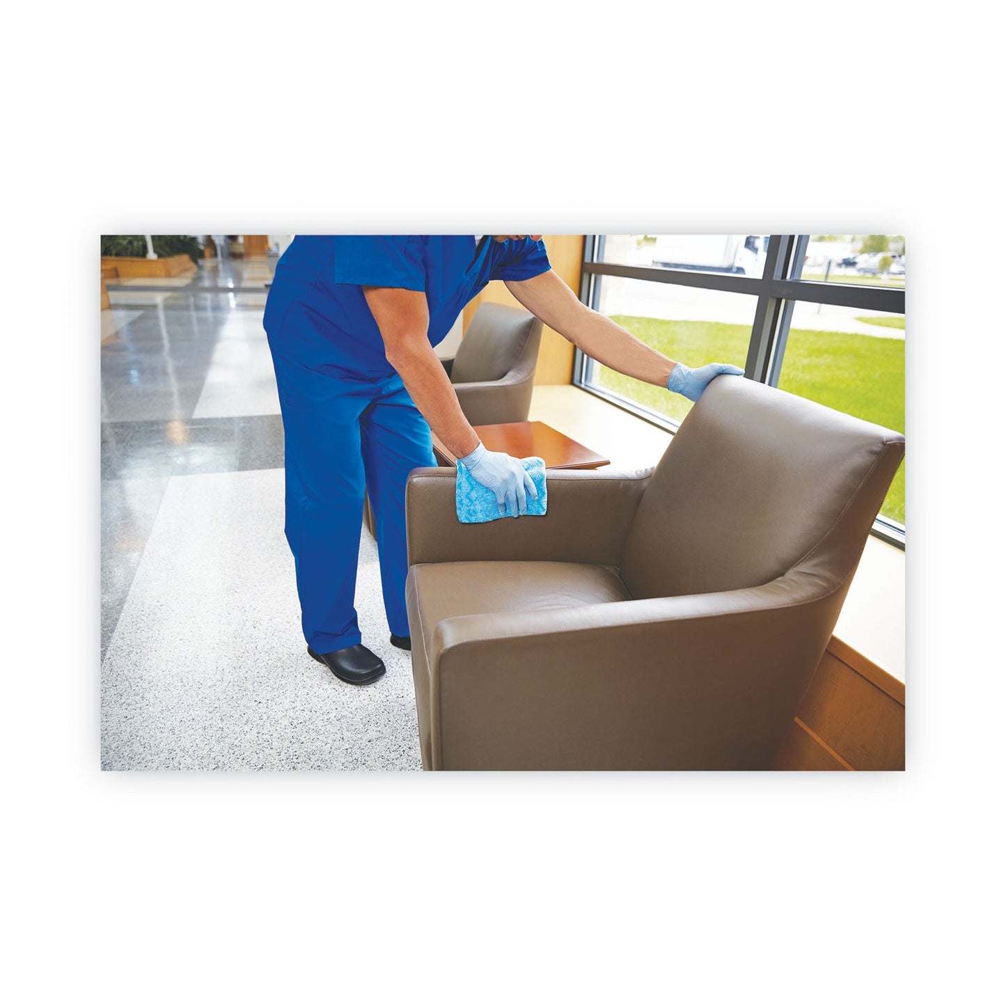 rubbermaid-microfiber-cleaning-cloths-num-rcp1820579_3