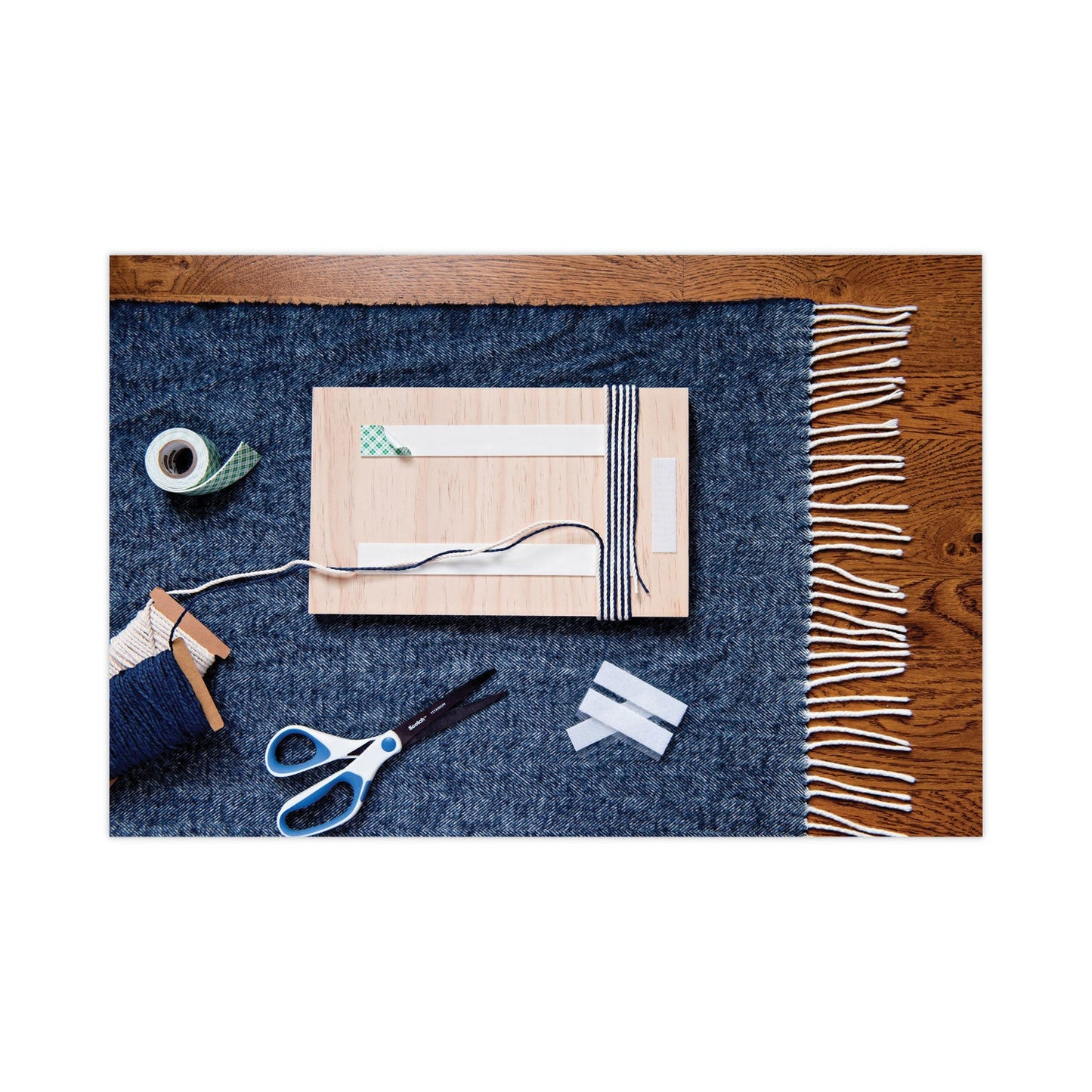 scotch-permanent-high-density-foam-mounting-tape-num-mmm110long_6