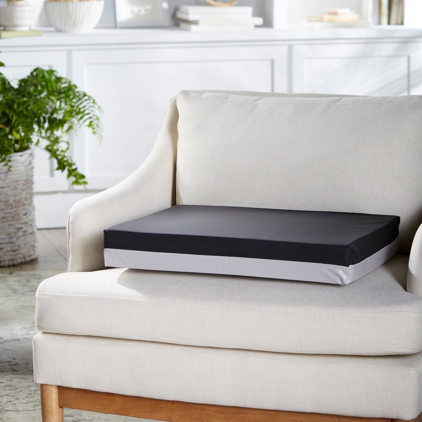 McKesson Seat Cushion 20 W X 16 L X 3 D Inch Foam / Gel (1065585_CS)