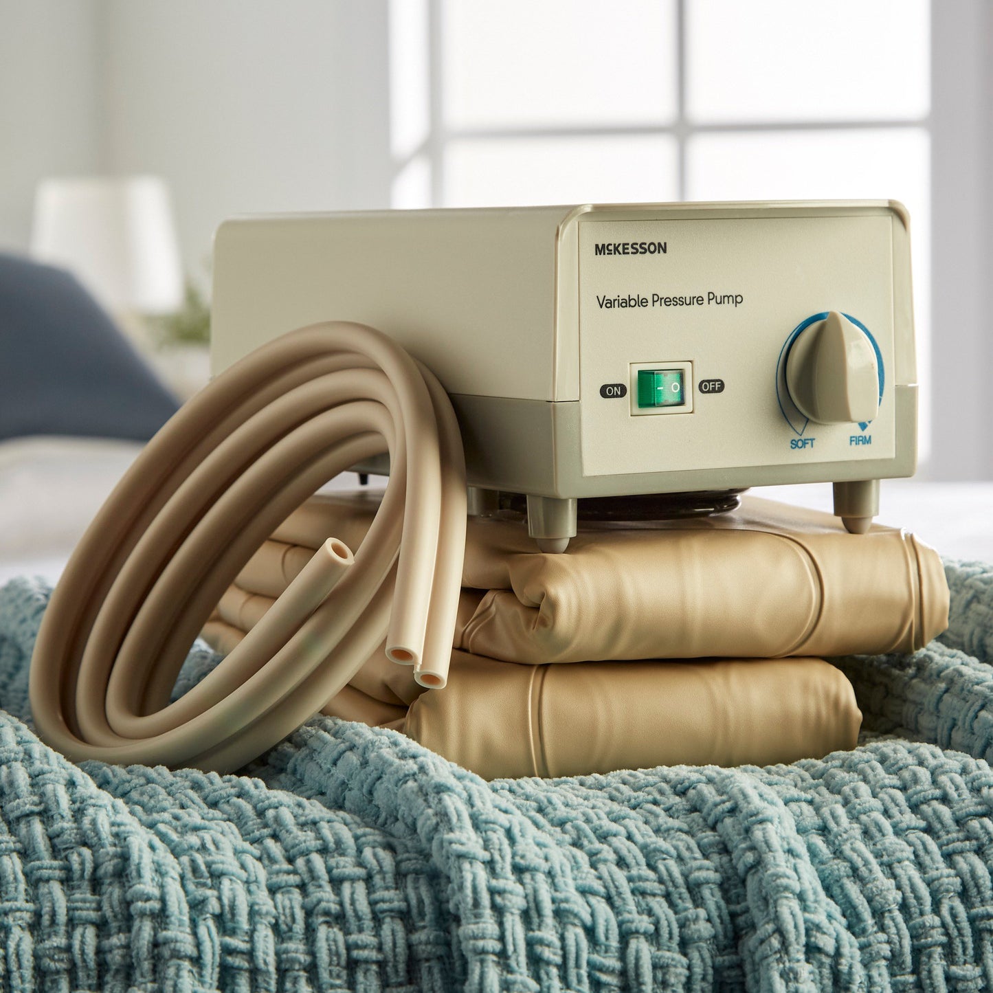 McKesson Variable Pressure Pump and Mattress Pad System Pressure Redistribution 78 L X 36 W Inch For Mattresses (1128902_CS)
