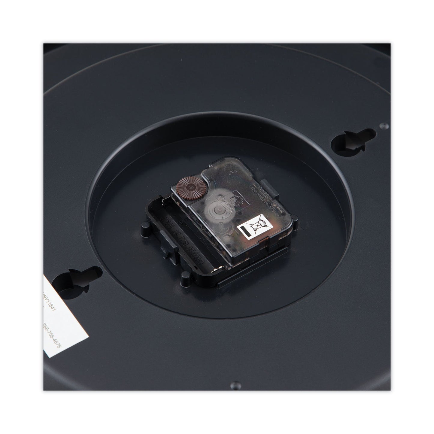 universal-round-wall-clock-num-unv11641_5