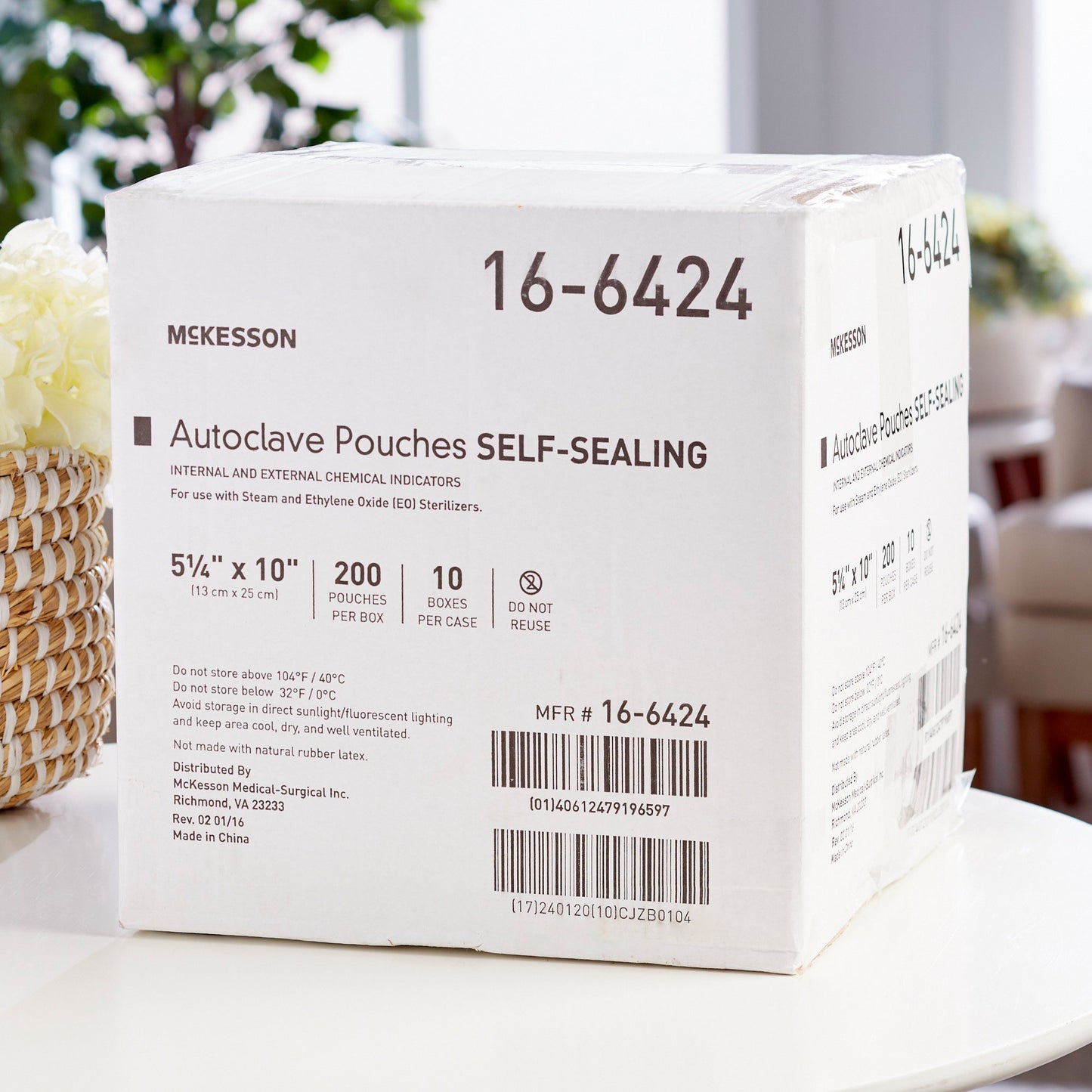 McKesson Sterilization Pouch Ethylene Oxide (EO) Gas / Steam 5-1/4 X 10 Inch Transparent Blue / White Self Seal Paper / Film (960944_CS)