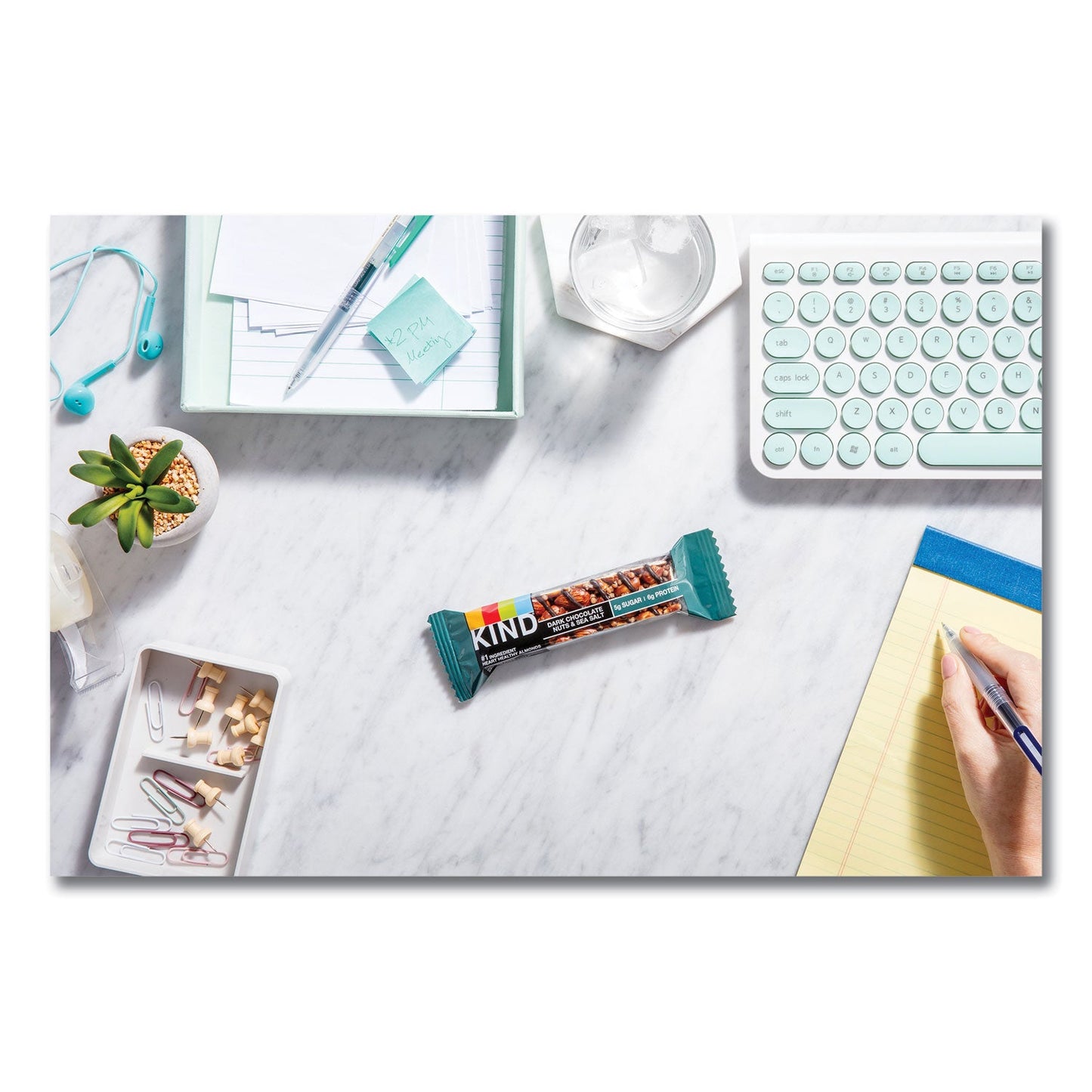 kind-nuts-and-spices-bar-num-knd17851_3