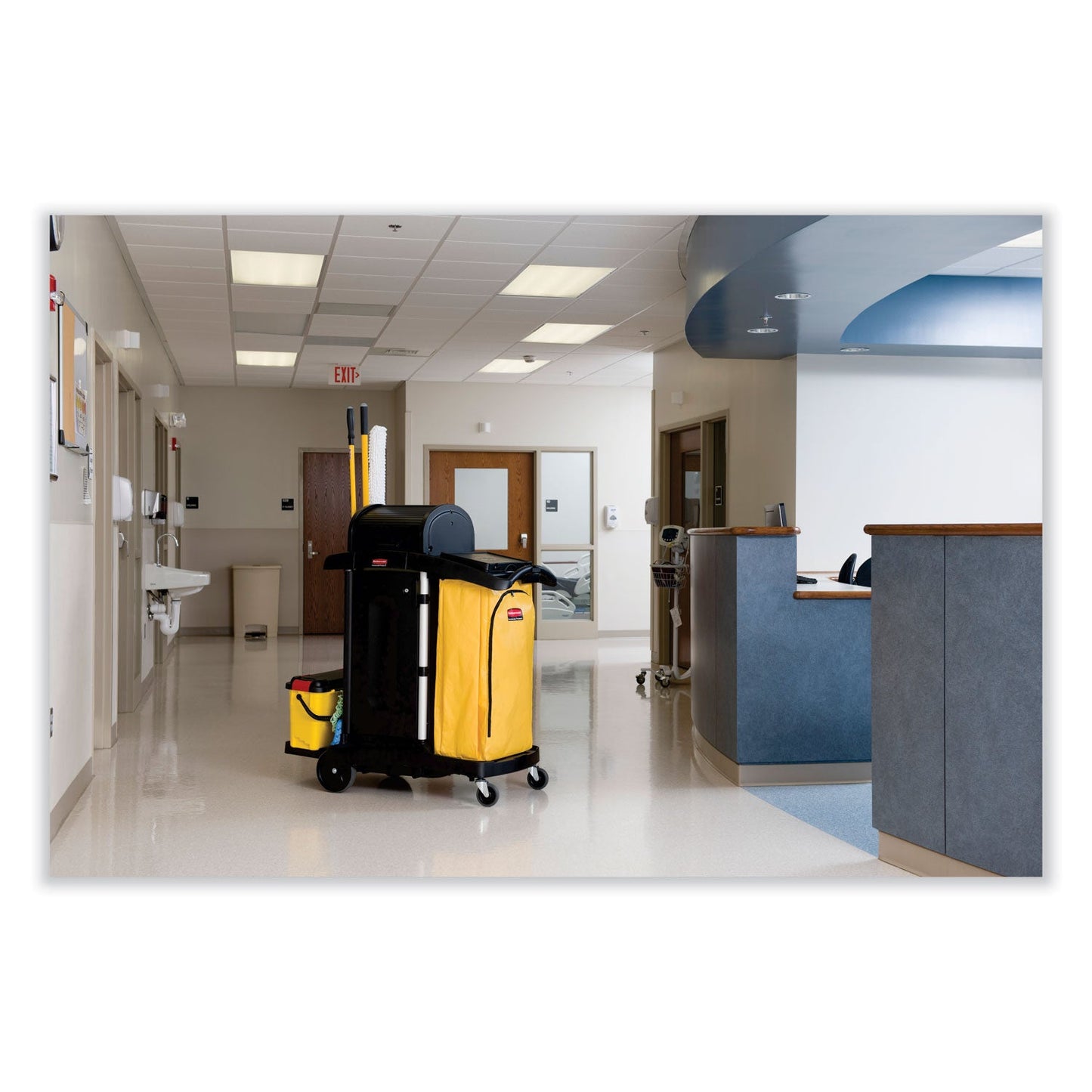 rubbermaid-vinyl-cleaning-cart-bag-num-rcp1966881_4