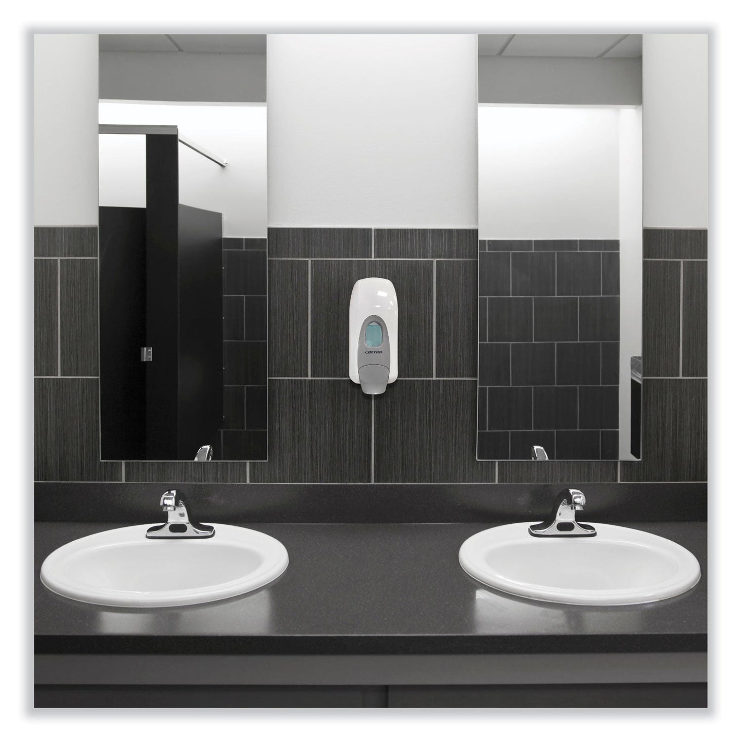 betco-e2-antibacterial-foaming-skin-cleanser-num-bet7172900_3