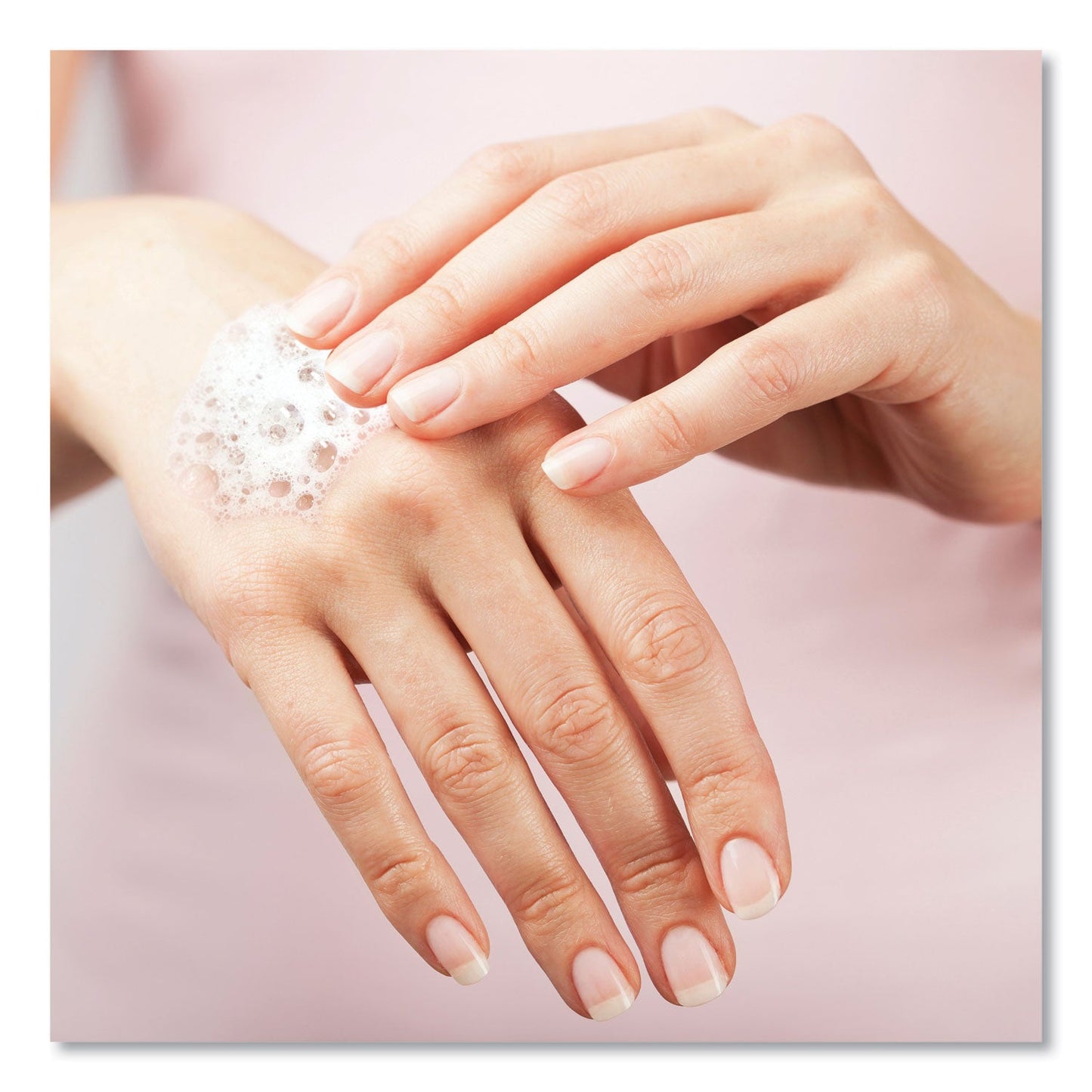 scott-essential-alcohol-free-foam-hand-sanitizer-num-kim12977_5
