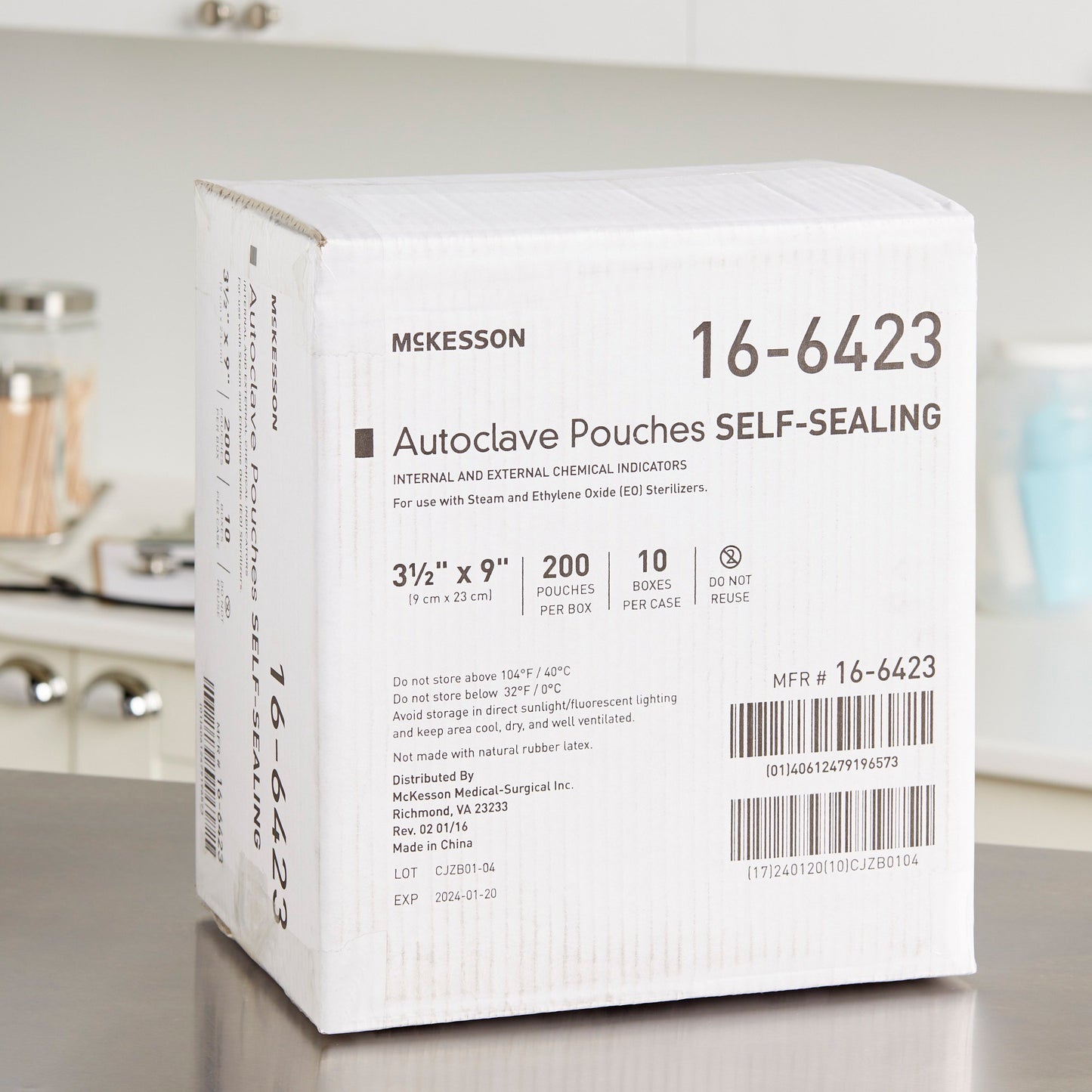 McKesson Sterilization Pouch Ethylene Oxide (EO) Gas / Steam 3-1/2 X 9 Inch Transparent Blue / White Self Seal Paper / Film (960943_CS)