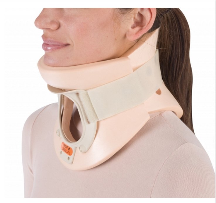 ProCare® California Rigid Cervical Collar Preformed Adult Large Two-Piece / Trachea Opening 3-1/4 Inch Height 16 to 19 Inch Neck Circumference (410224_EA)