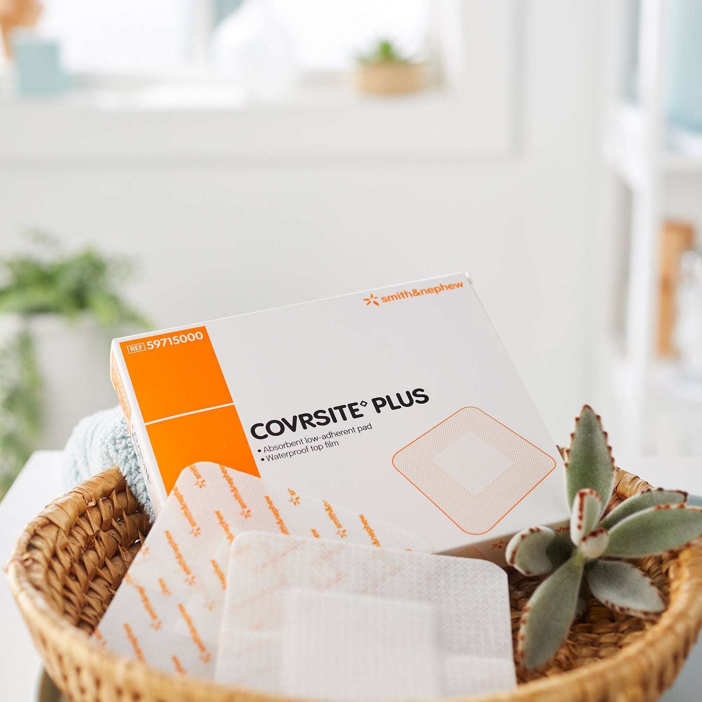 COVRSITE Plus Composite Dressing 4 X 4 Inch Square NonSterile Film Backing (407732_CS)