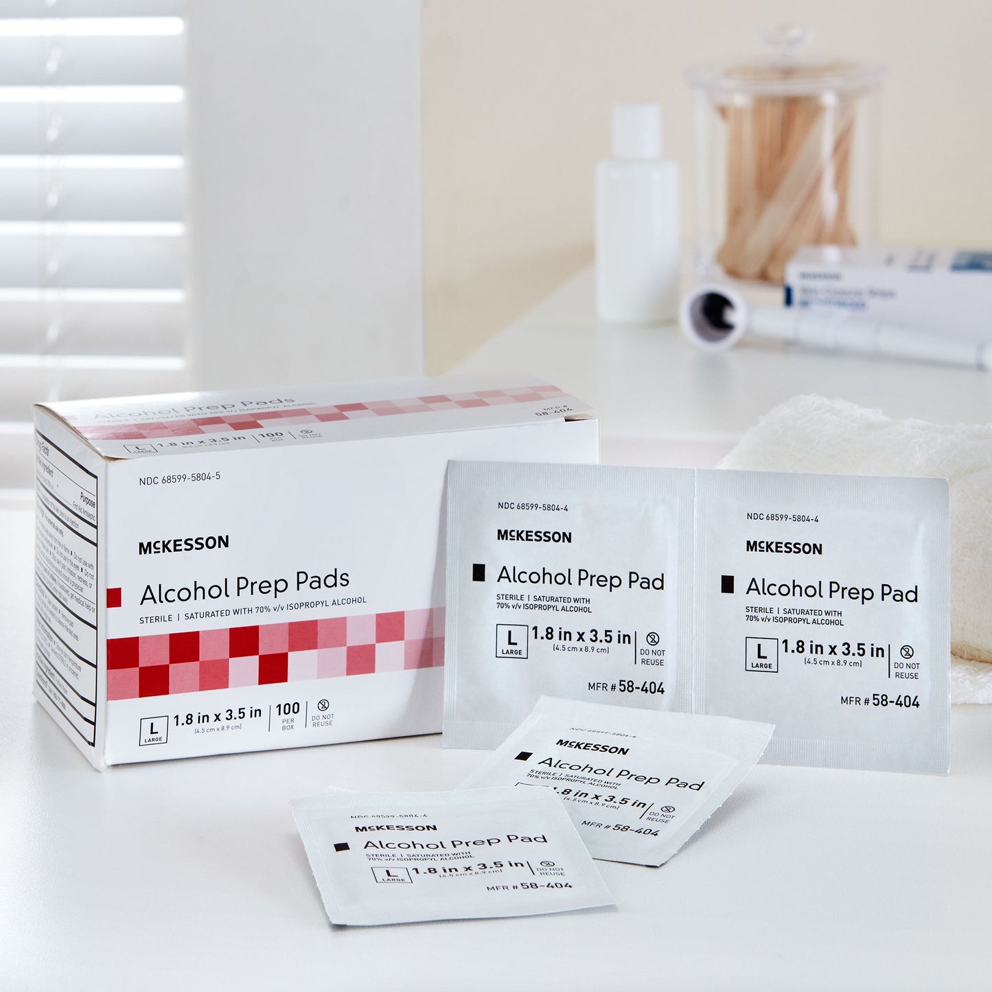 McKesson Alcohol Prep Pad 70% Strength Isopropyl Alcohol Individual Packet Large Sterile (225940_EA)