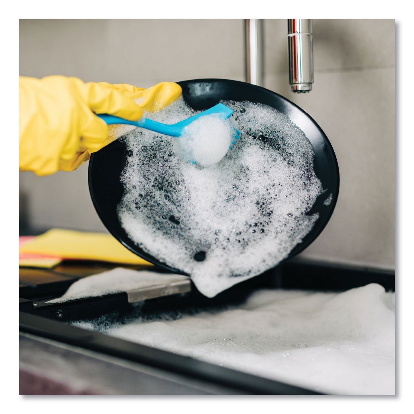 Betco Flatware Presoak, Characteristic Scent, 1 gal Bottle, 4/Carton (BET25990400)