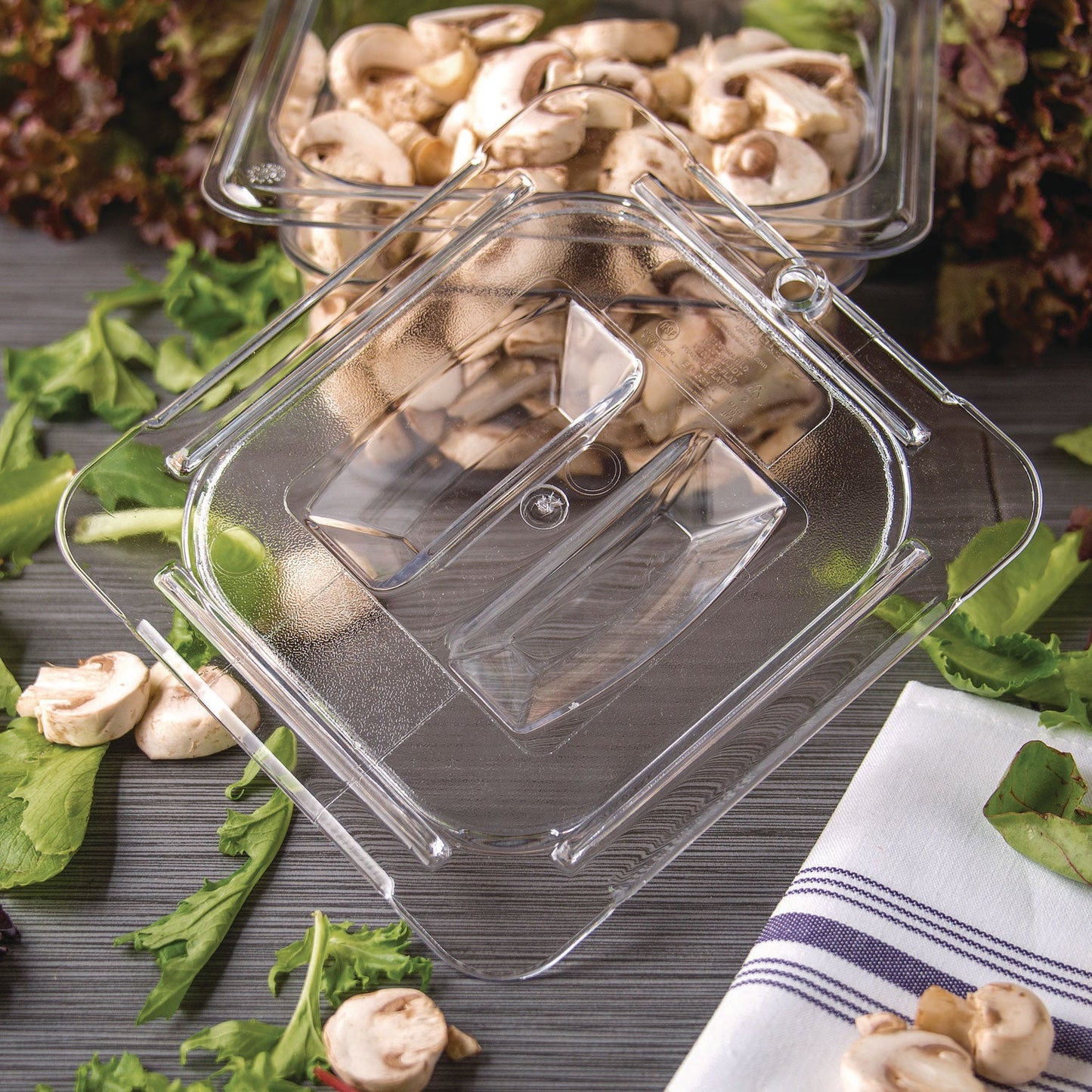 Carlisle StorPlus Polycarbonate Handled Universal Lid, 6.31 x 6.88 x 0.88, Clear, Plastic (CFS10310U07)