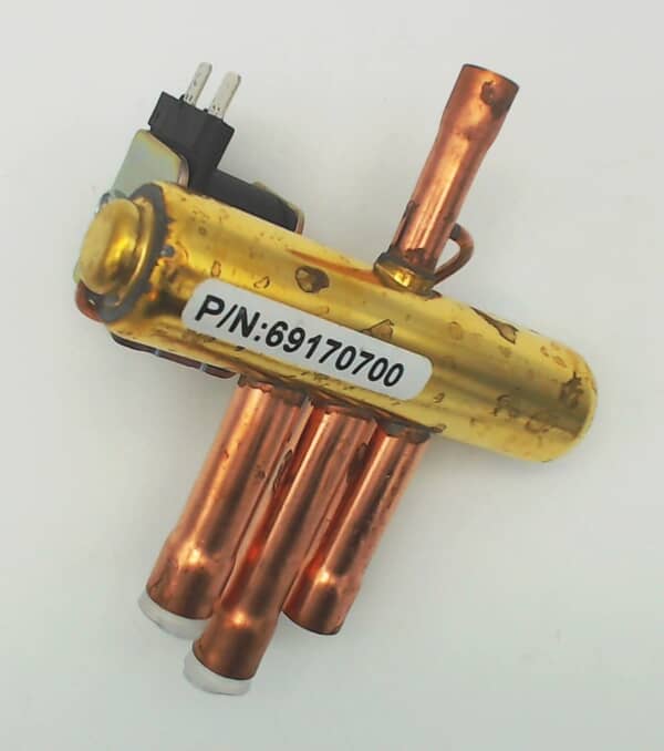 ClimateMaster S69170700 Rv Kit W/24V Solenoid 1T (CLMMS69170700)