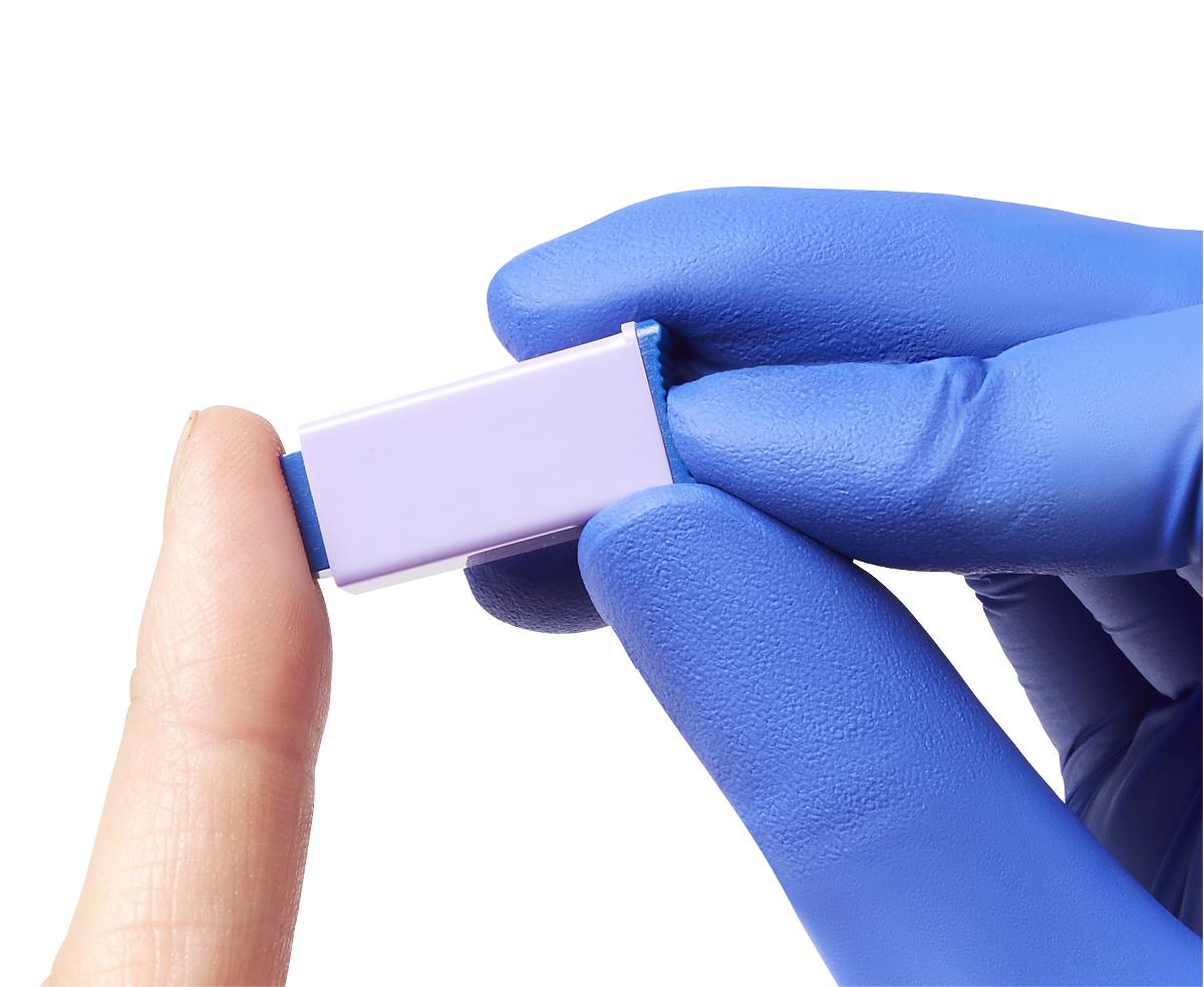 sterile-safety-lancet-with-pressure-activation-28g-x-18-mm-200-bx-mphst28z_1