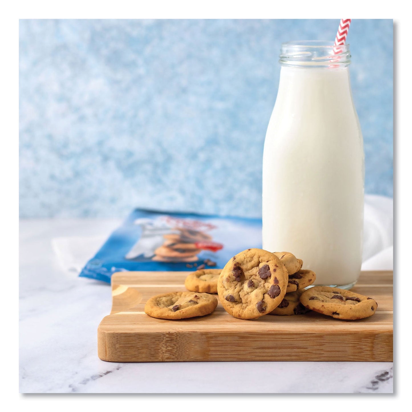 Pillsbury Soft Baked Mini Chocolate Chip Cookies, 1.5 oz Pouch, 28/Pack (GRR22002056)