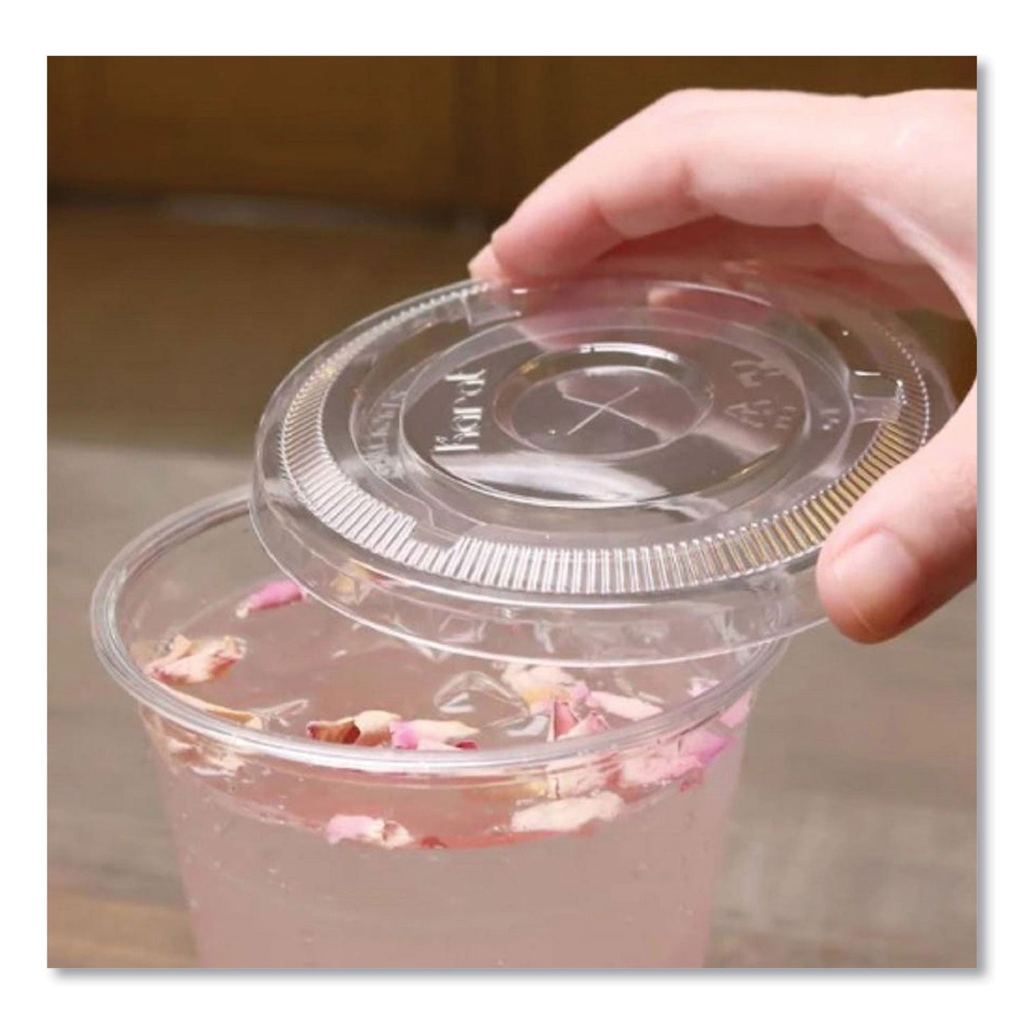 Karat PET Lids, Flat with Straw Slot, Fits 12 oz to 24 oz Cold Cups, Clear, 1,000/Carton (KRTCKC626TS)