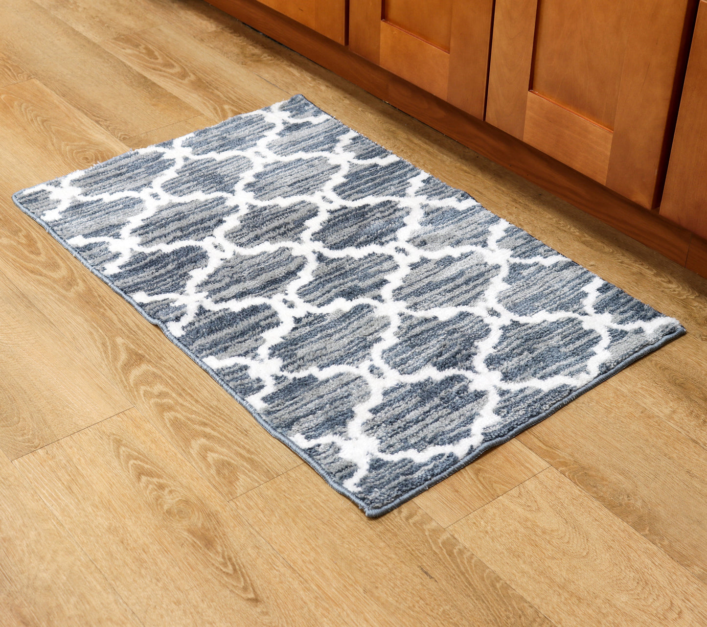 Arkwright Home Artistry Accent Rug 20x34 Trellis (P-RA-2034TRL-GY)