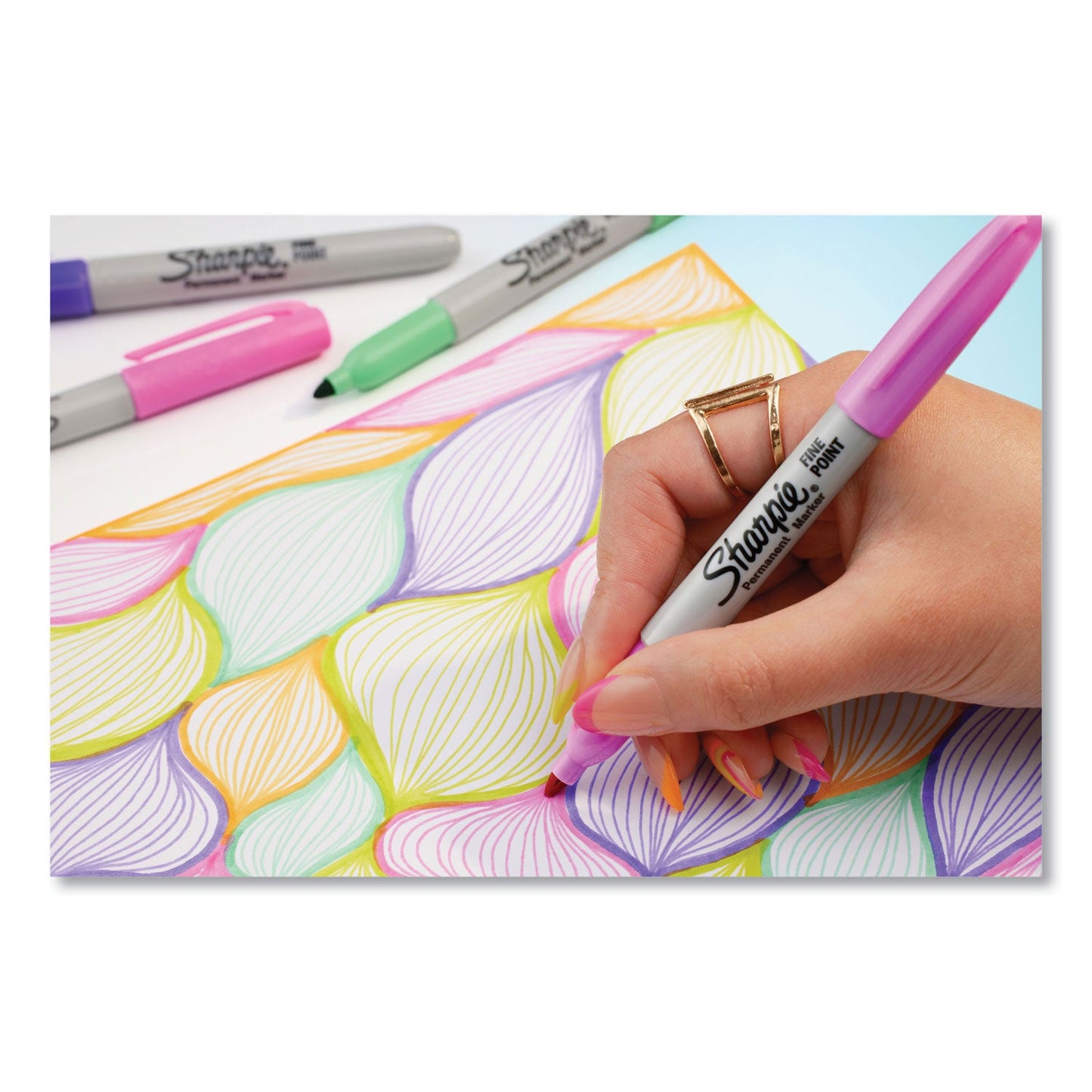 sharpie-fine-tip-permanent-marker-num-san2185229_4