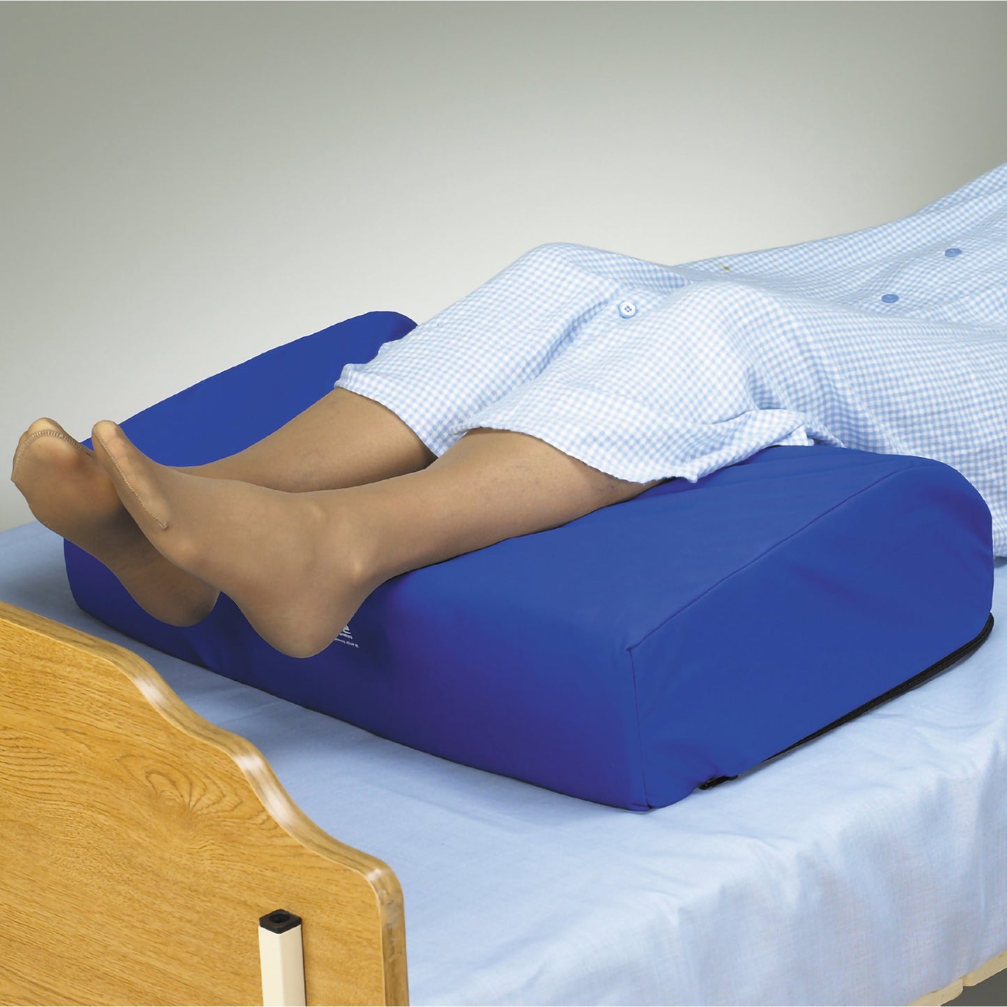 SkiL-Care™ Foot / Heel Elevating Cushion 24 W X 16 L X 7 H Inch Foam Freestanding (566972_EA)