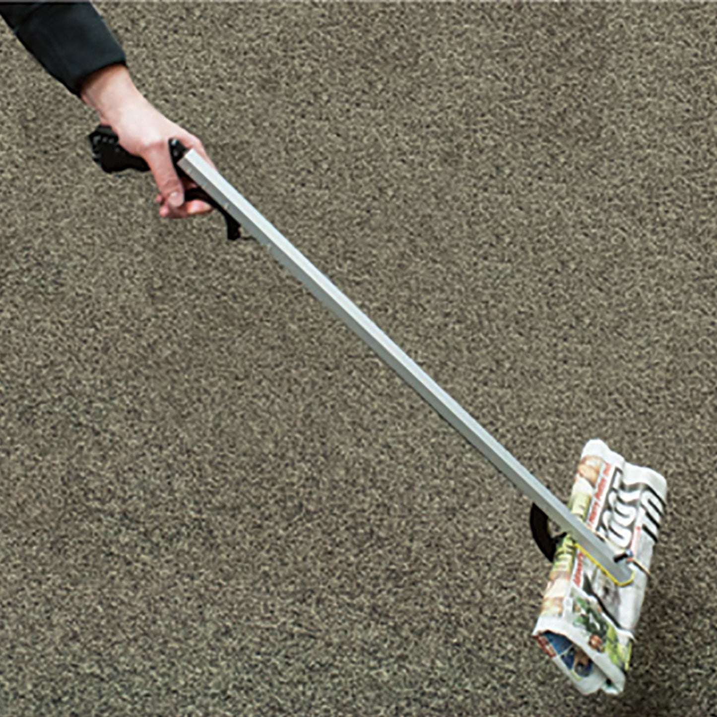 FabLife™ Reaching Aid 26-1/2 Inch Length (776146_EA)