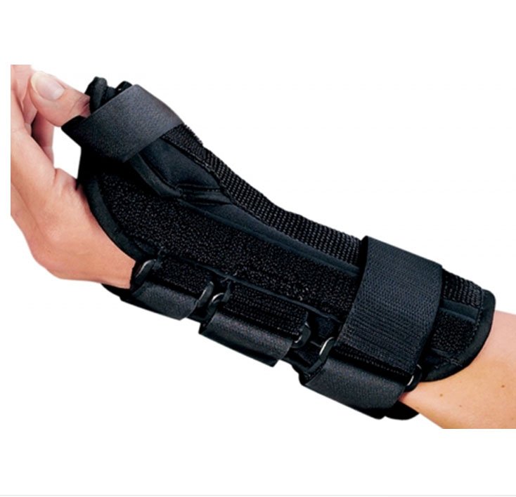 ProCare® ComfortFORM™ Wrist Brace with Abducted Thumb Aluminum / Foam / Spandex / Plastic Right Hand Black Small (357330_EA)