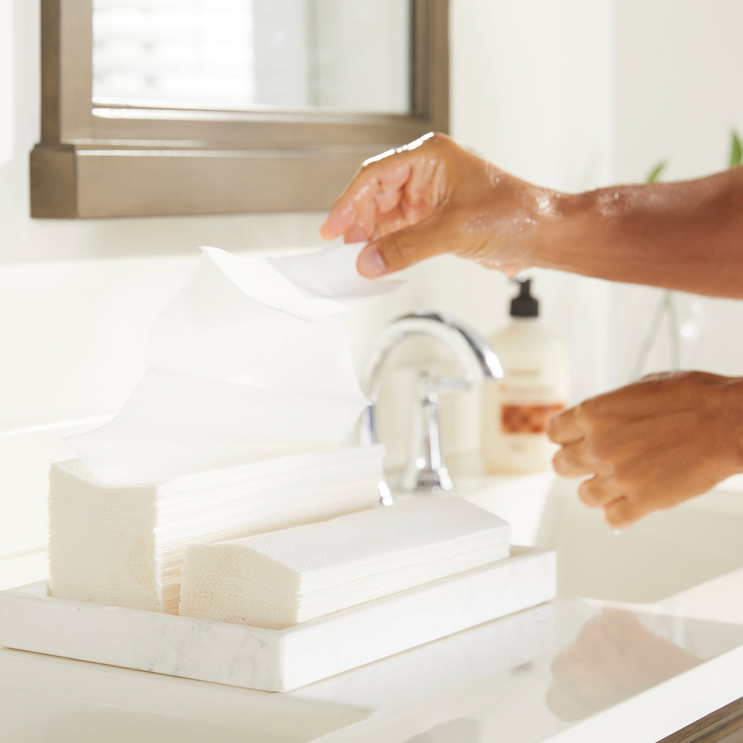 McKesson Paper Towel Multi-Fold 9 X 9-9/20 Inch (1040600_PK)