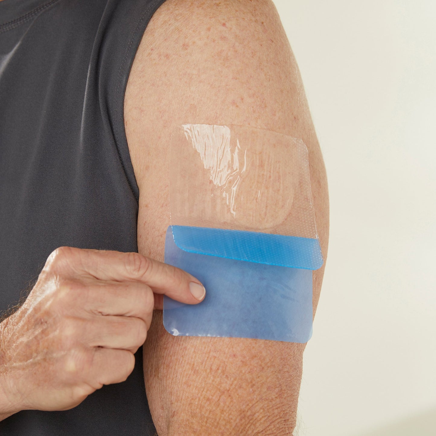 McKesson Hydrogel Wound Dressing Sheet 4 X 4 Inch Sterile (494194_EA)