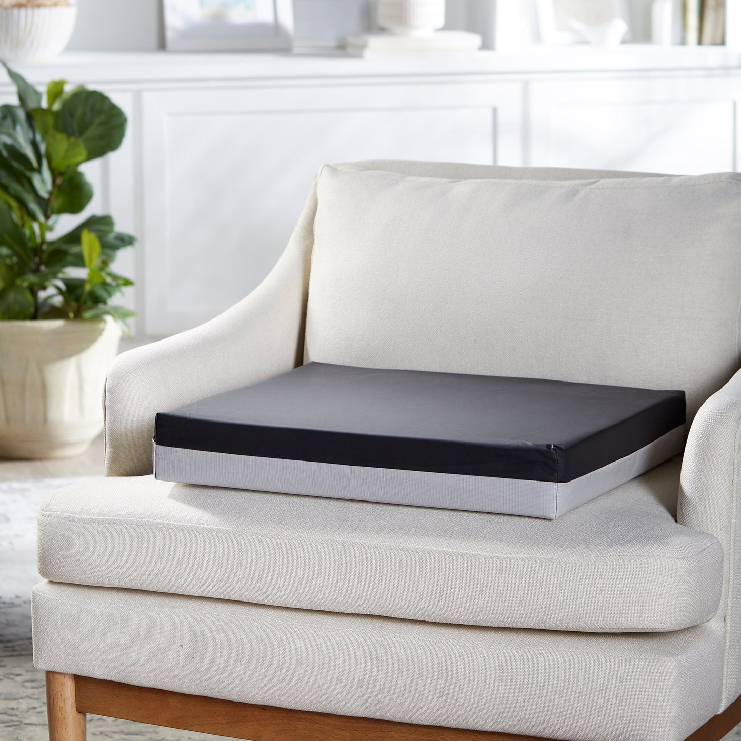 McKesson Seat Cushion 20 W X 16 L X 3 D Inch Polyurethane (1065553_EA)