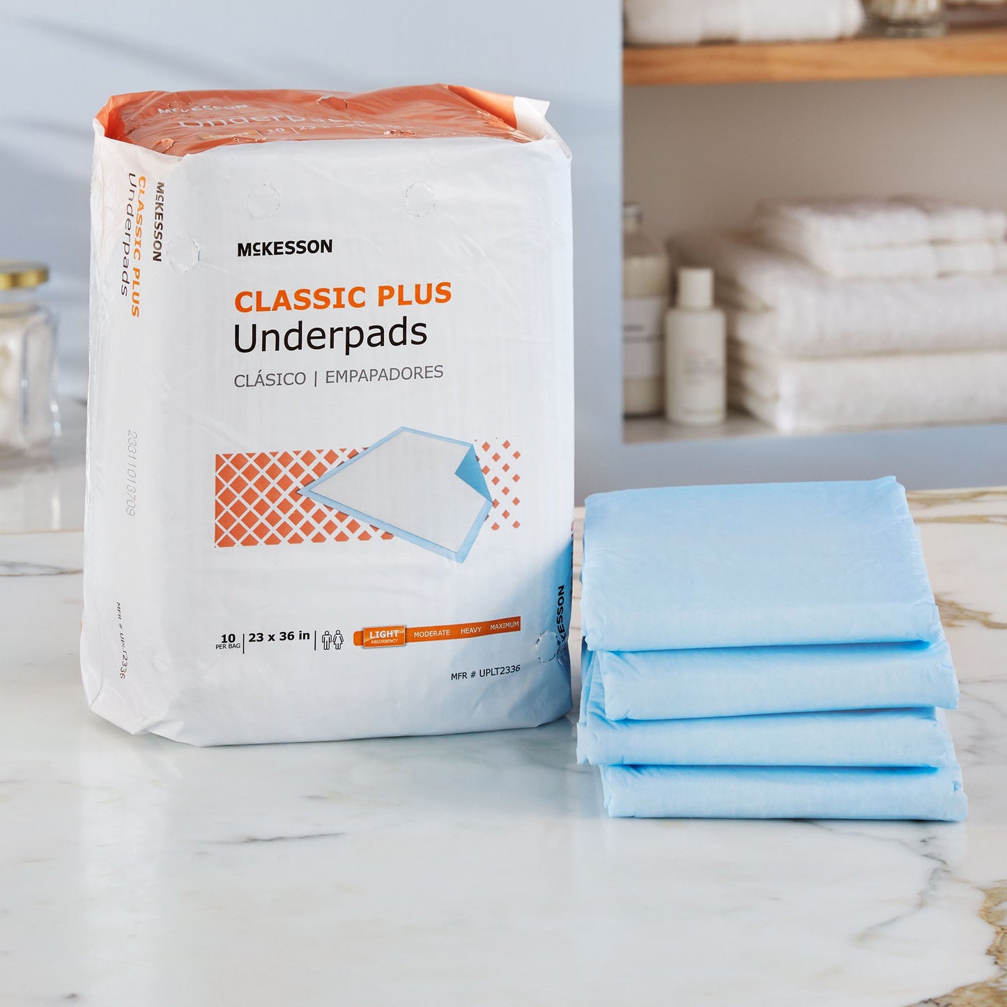 McKesson Classic Plus Disposable Underpad 23 X 36 Inch Fluff Mat Light Absorbency (724033_BG)
