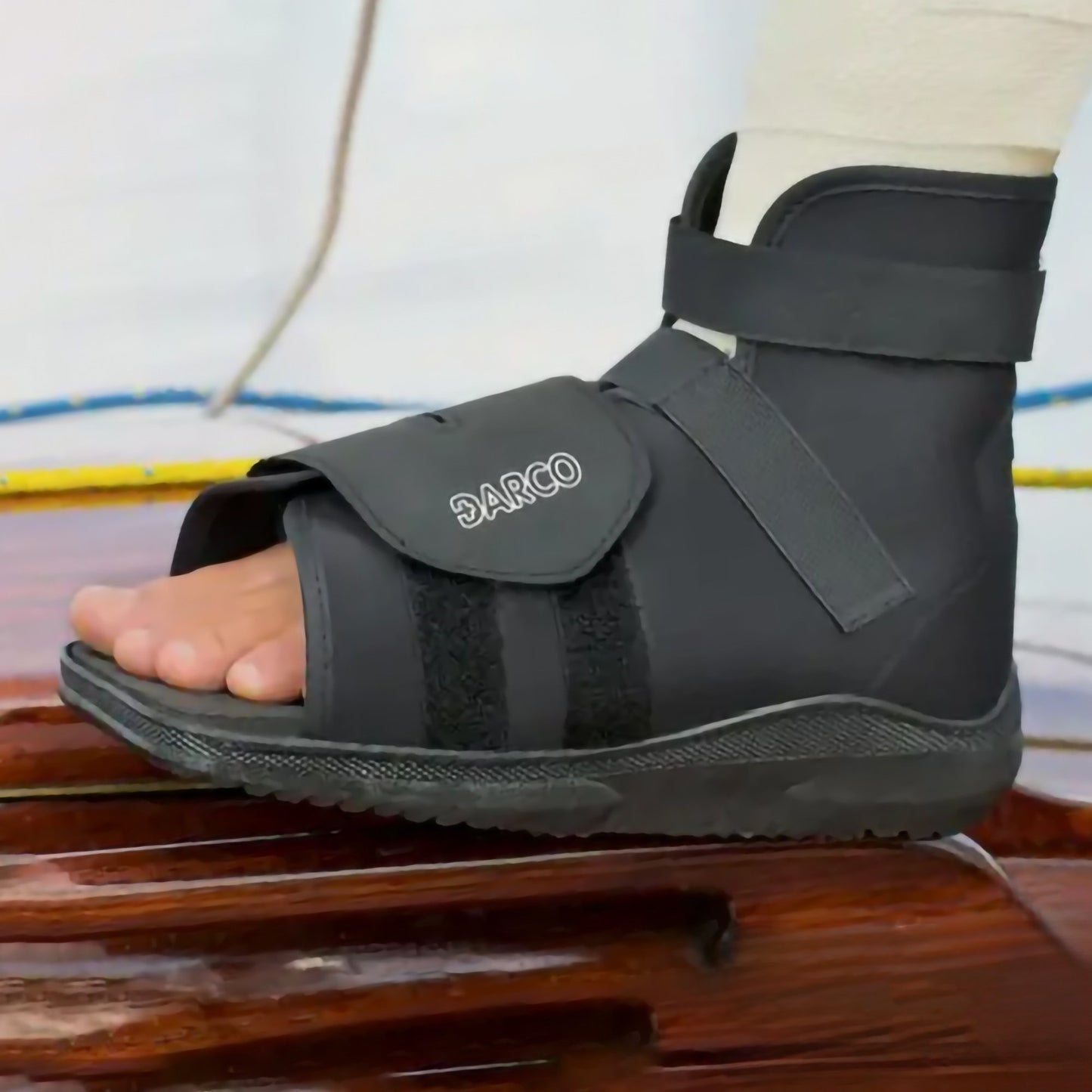 SlimLine™ Cast Boot Large Unisex Black (541620_EA)