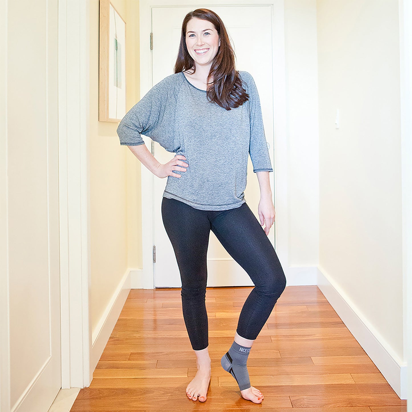 Nice Stretch® Total Solution Plantar Fasciitis Relief Kit Plantar Fasciitis Support Kit Large / X-Large Hook and Loop Closure / Pull-On Sleeve: Male 5 and Up / Female 6 and Up Splint: One Size Fits Most Left or Right Foot (1234361_EA)