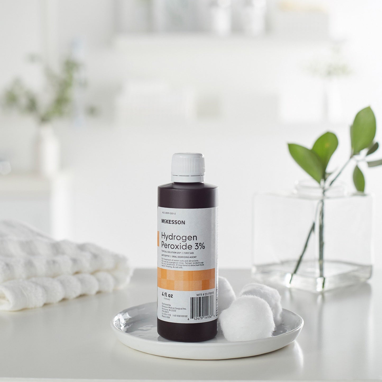 McKesson Brand Antiseptic Hydrogen Peroxide Topical Liquid 4 oz. Bottle (141564_EA)