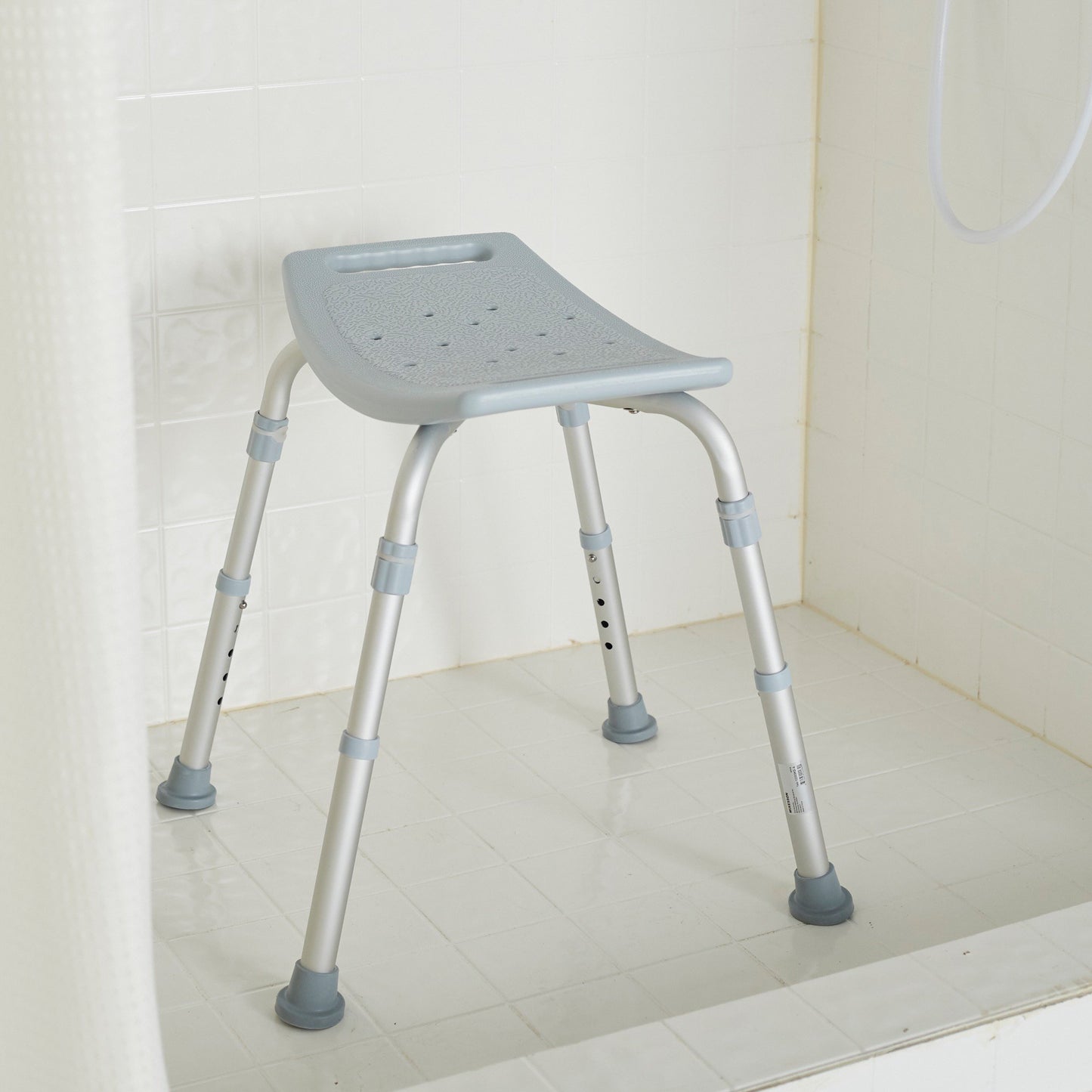 McKesson Bath Bench Without Arms Aluminum Frame Without Backrest 19-1/4 Inch Seat Width 300 lbs. Weight Capacity (1073632_CS)