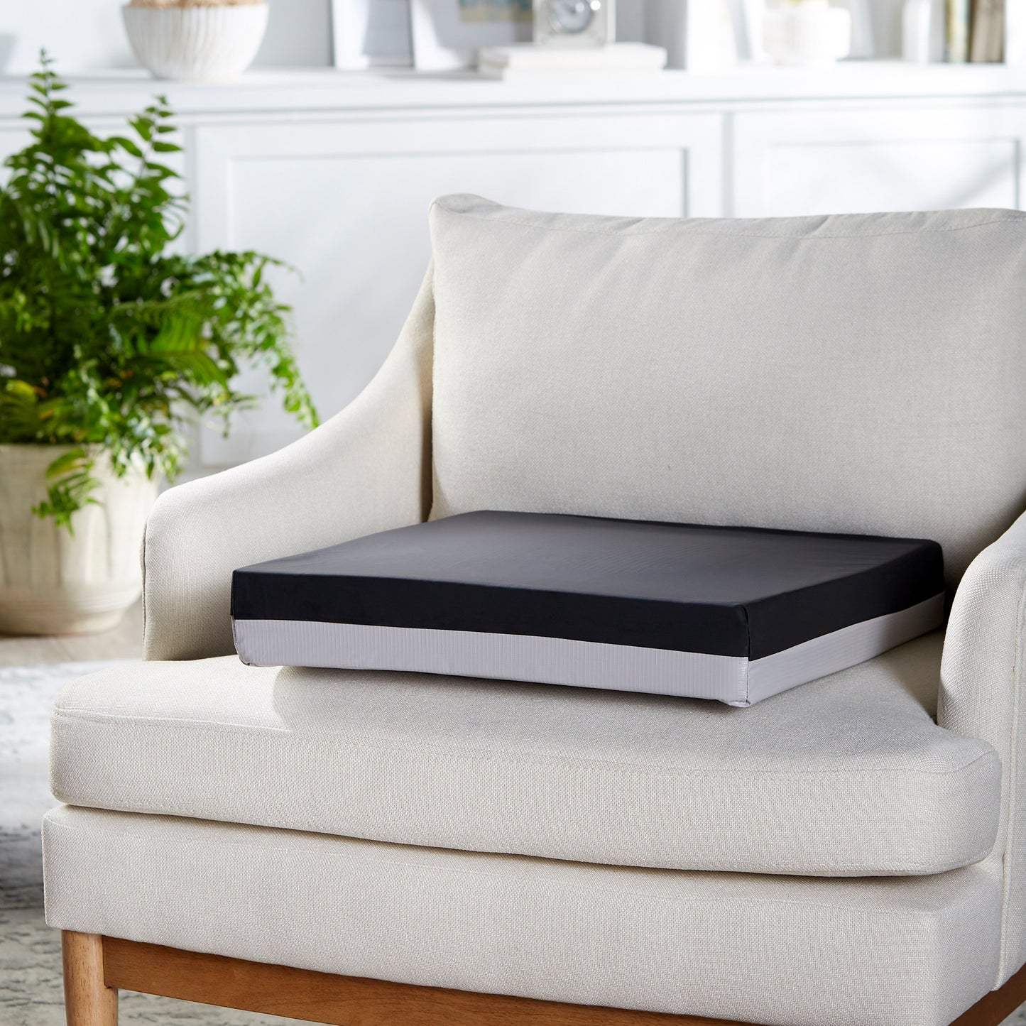 McKesson Seat Cushion 18 W X 18 L X 3 D Inch Foam / Gel (1065561_CS)