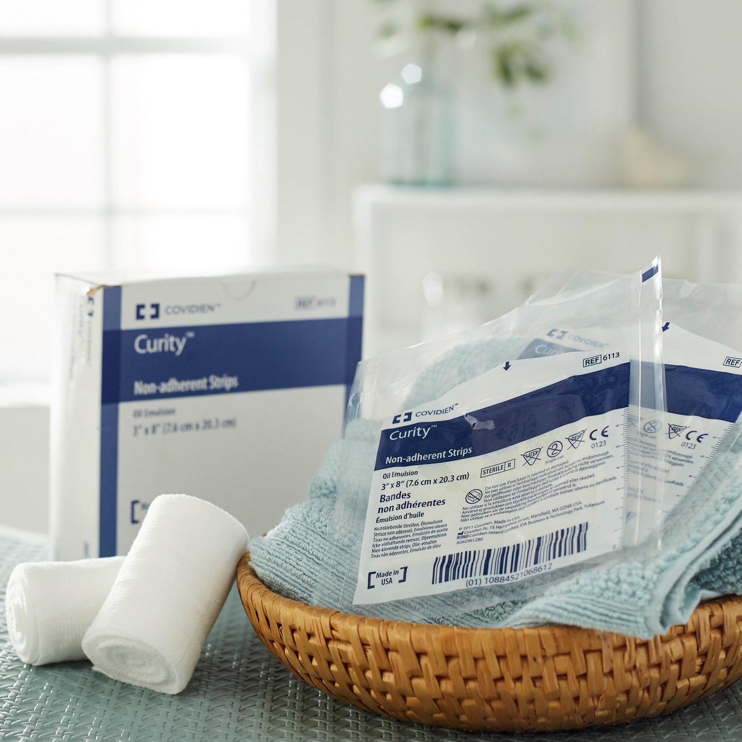 Curity™ Oil Emulsion Impregnated Dressing Rectangle 3 X 8 Inch Sterile (215607_CS)