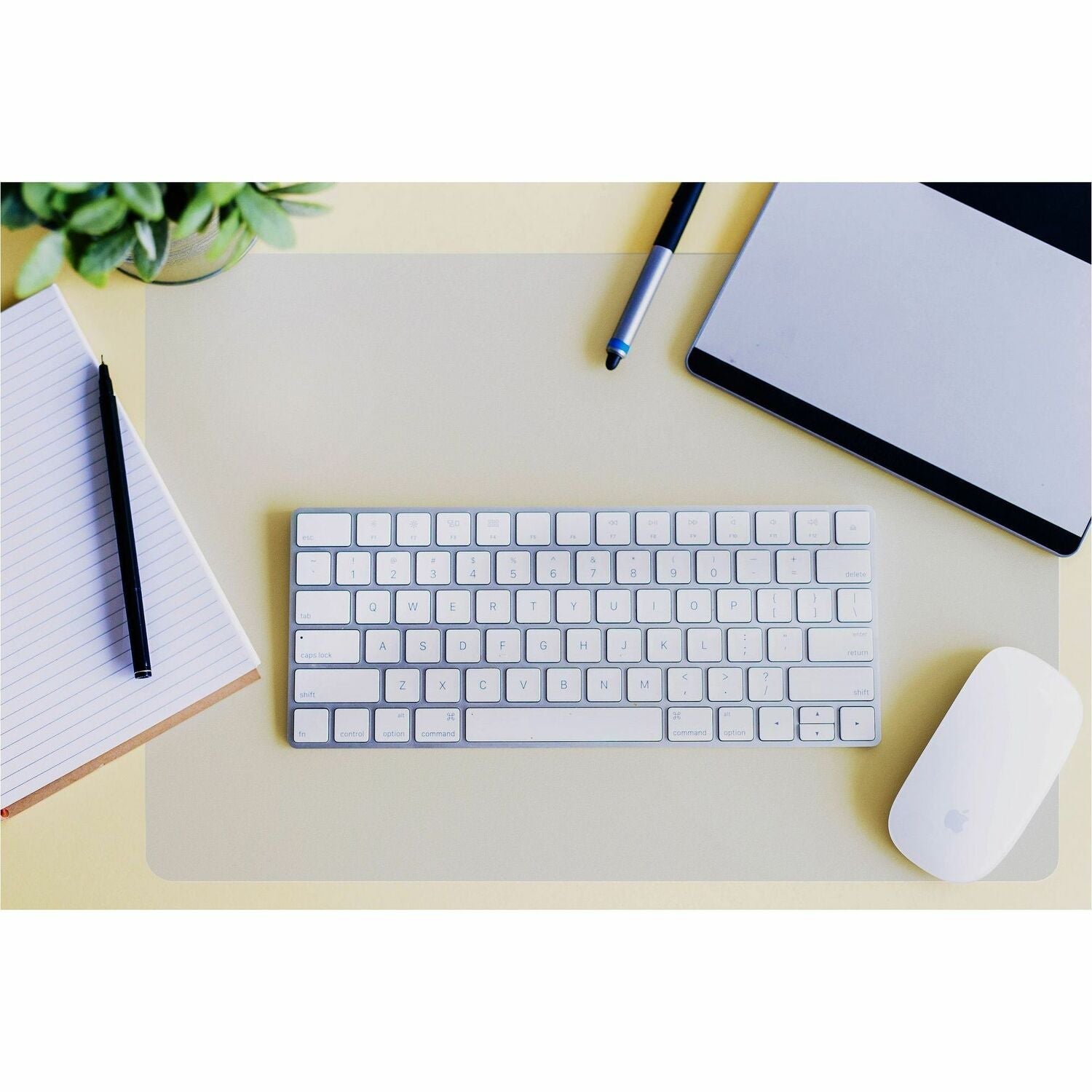 floortex-desktex-polycarbonate-anti-slip-desk-mat-num-flrfpde1924ra_1