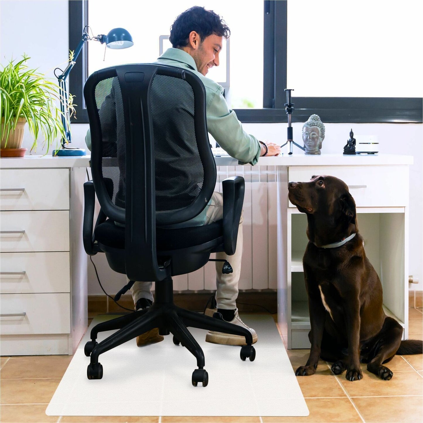 floortex-revolutionmat-chairmat-hard-floor-num-flrncmfllac0004_1