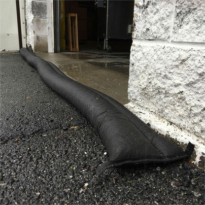 quick-dam-grab-go-flood-control-kit-3-5-height-5-carton-black-aprqdgg105_4