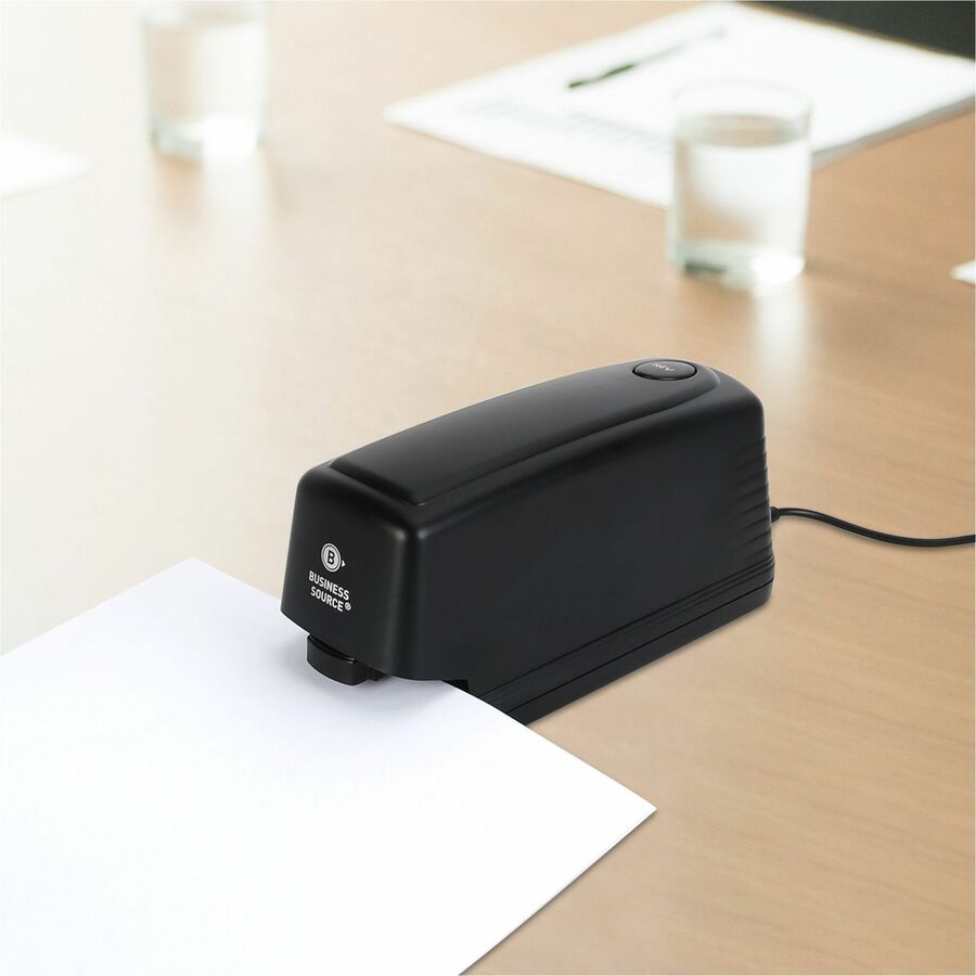 business-source-electric-stapler-black-bsn65662_4