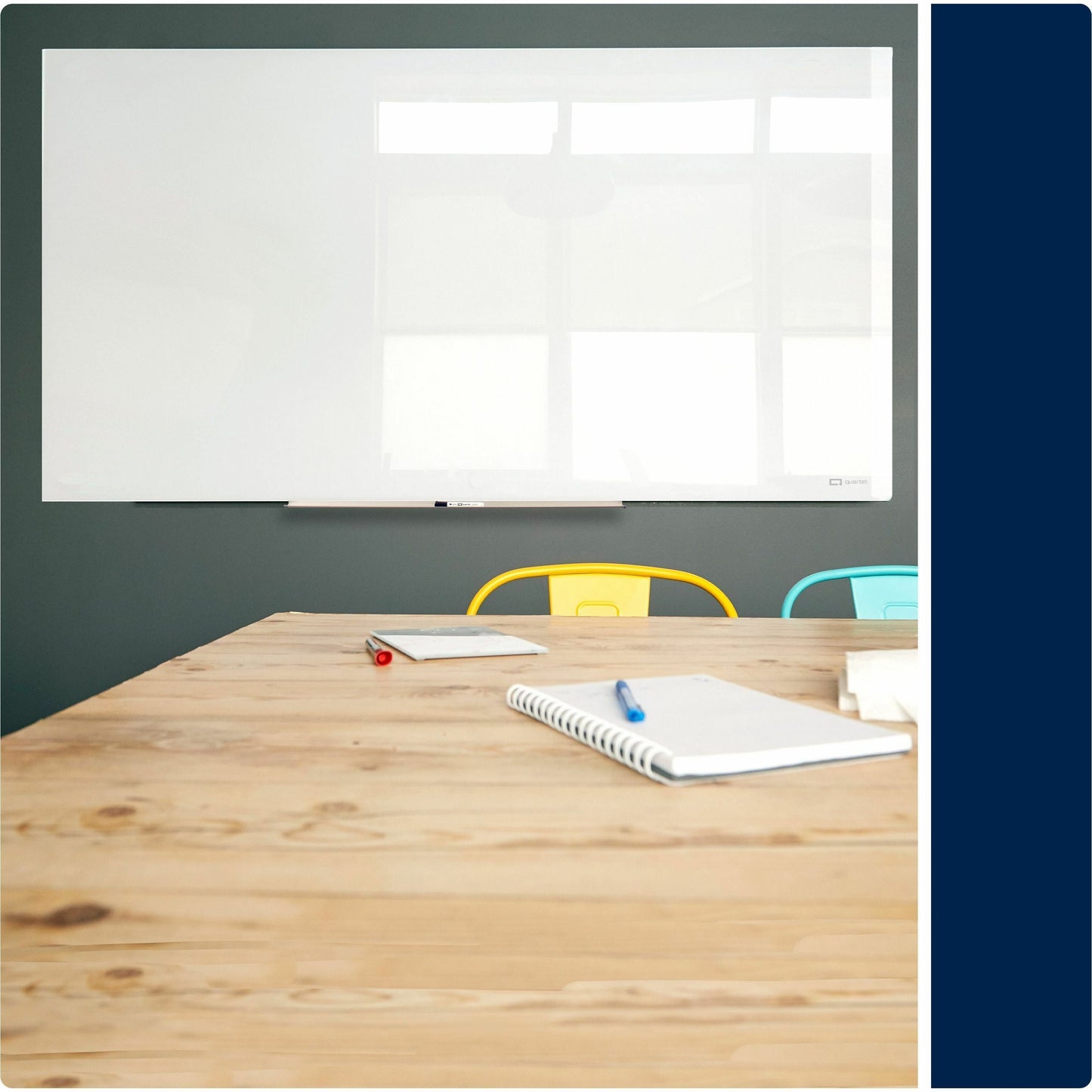 quartet-invisamount-magnetic-glass-board-48-4-ft-width-x-96-8-ft-height-qrtq25f04imw_10
